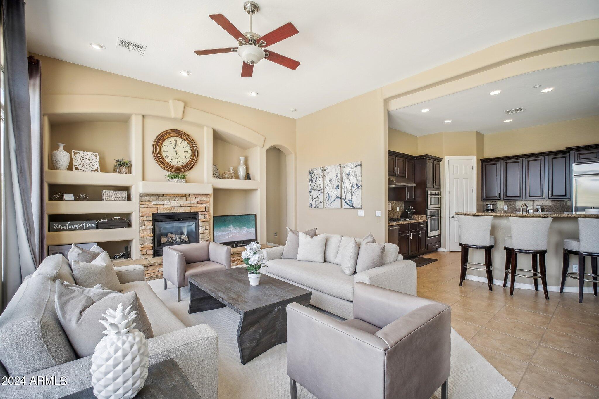 5854 E DUSTY COYOTE Circle