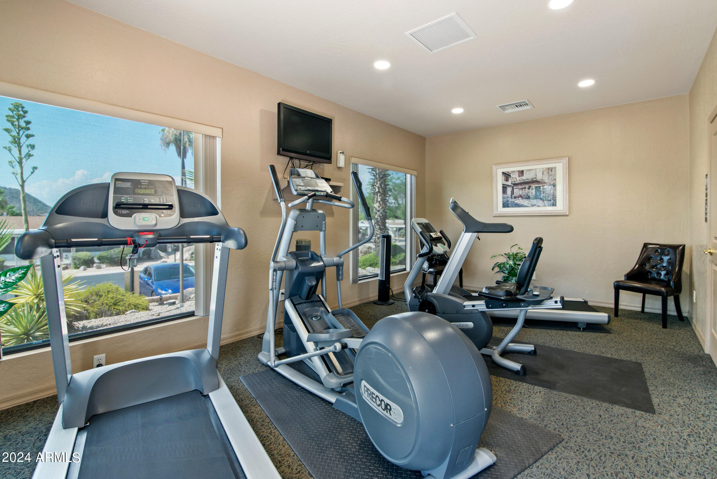 2233 E Behrend Drive # 86