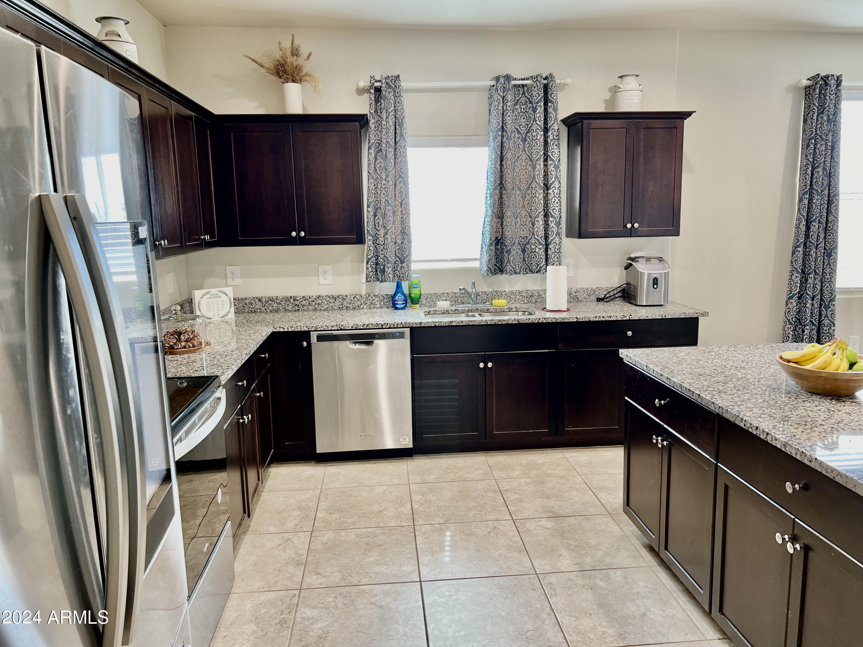 9394 E TRACTOR Circle, Florence