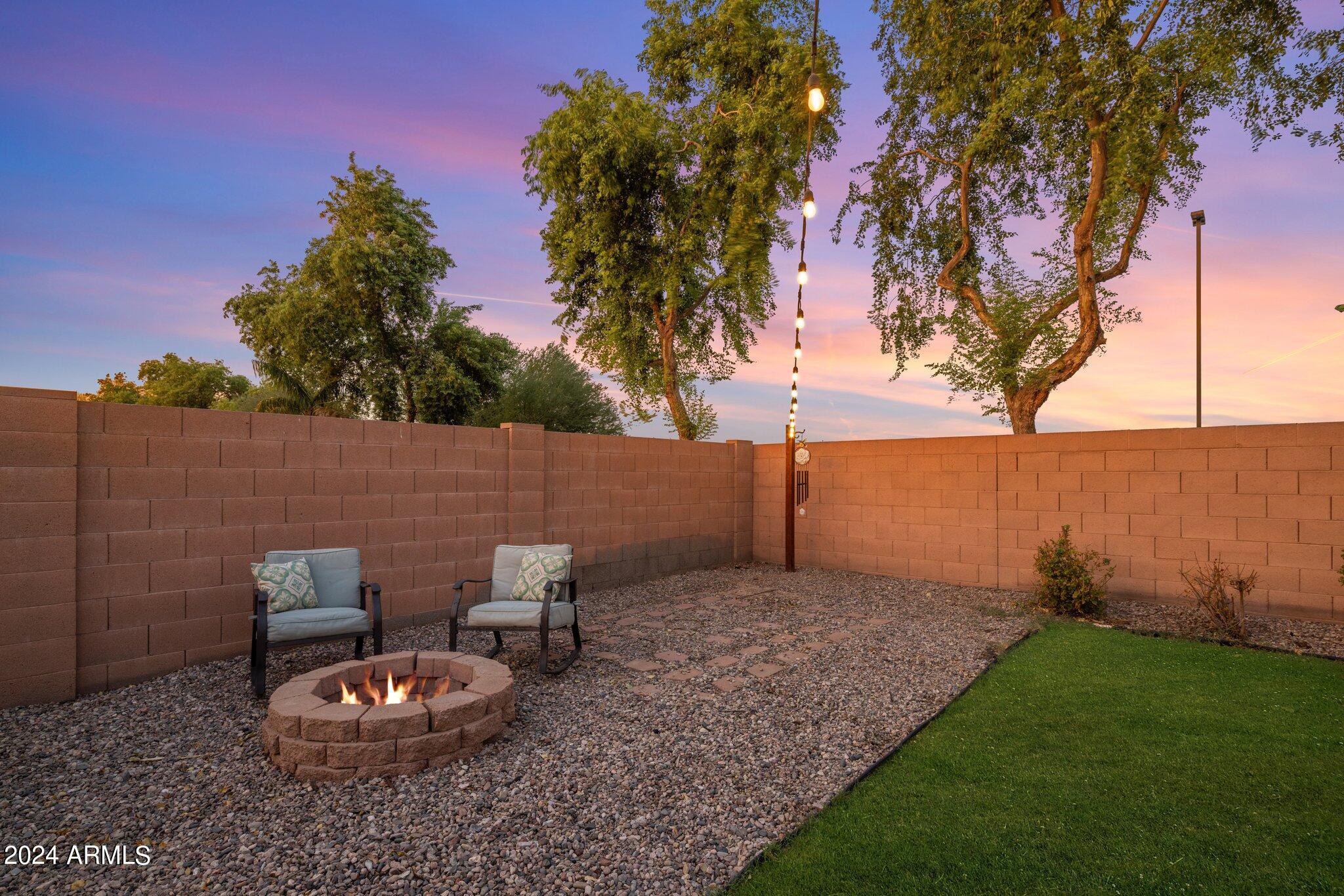 4633 S REDROCK Court