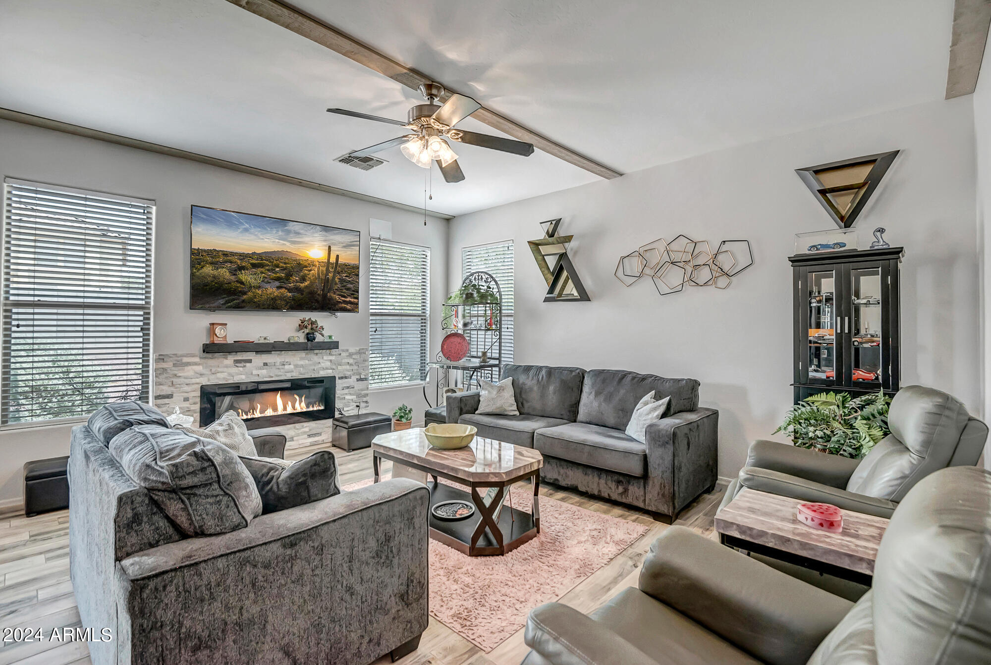 16410 W WHITEHORN Way