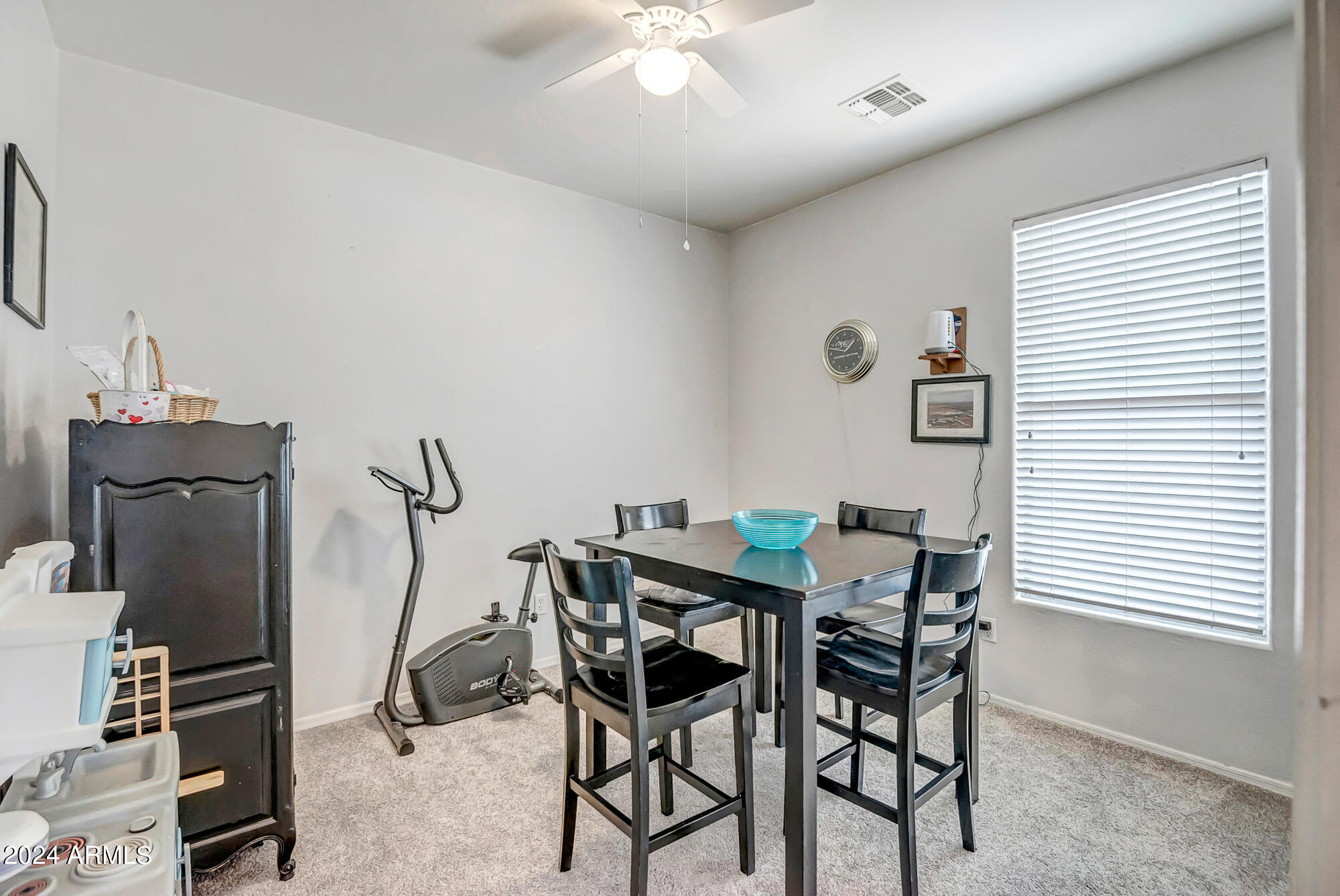 16410 W WHITEHORN Way