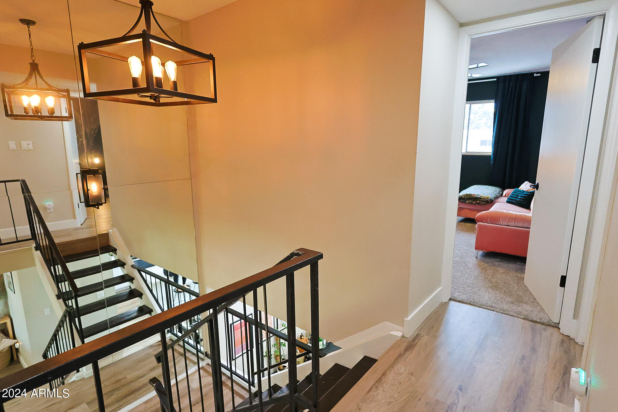 2032 W HIGHLAND Avenue