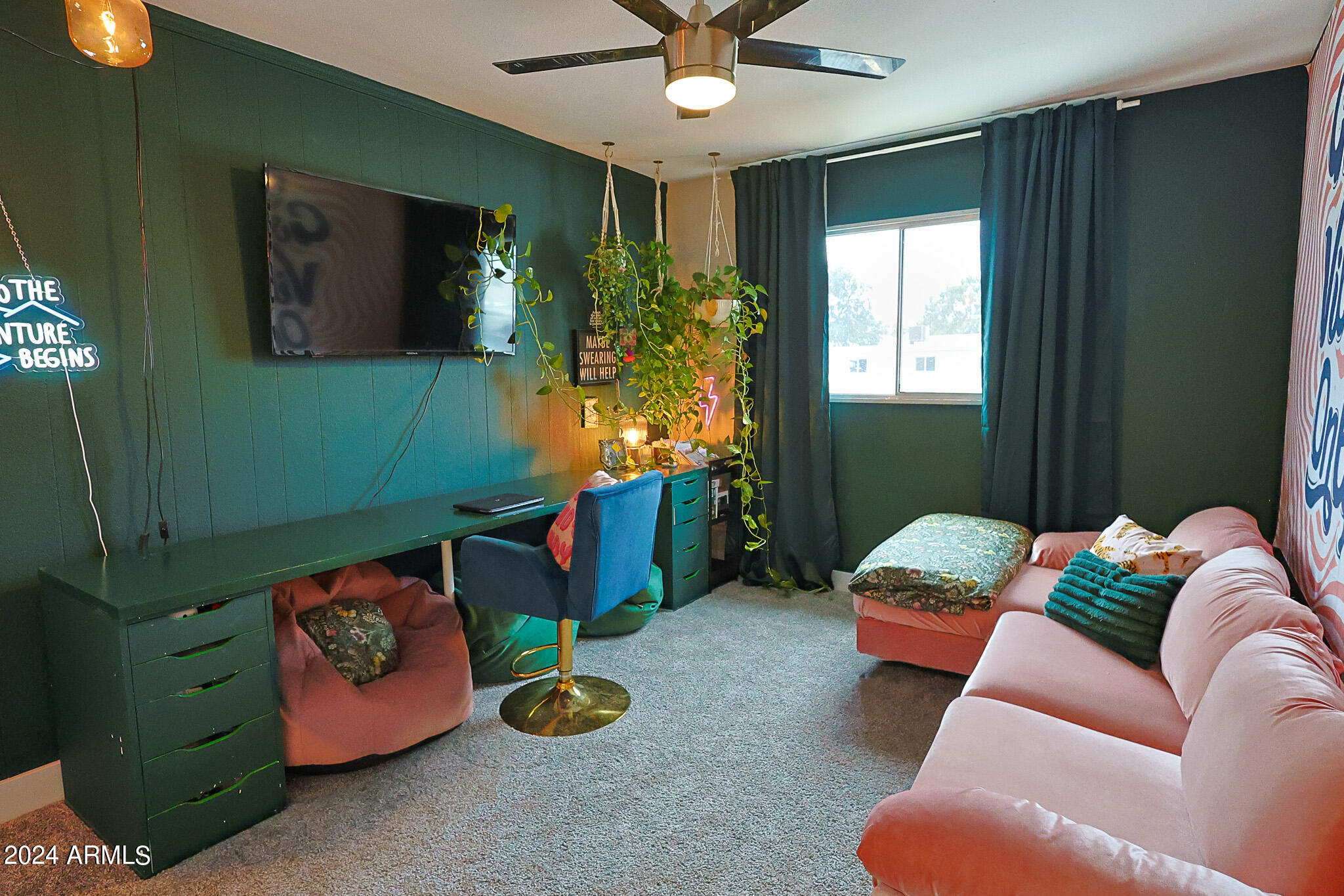2032 W HIGHLAND Avenue