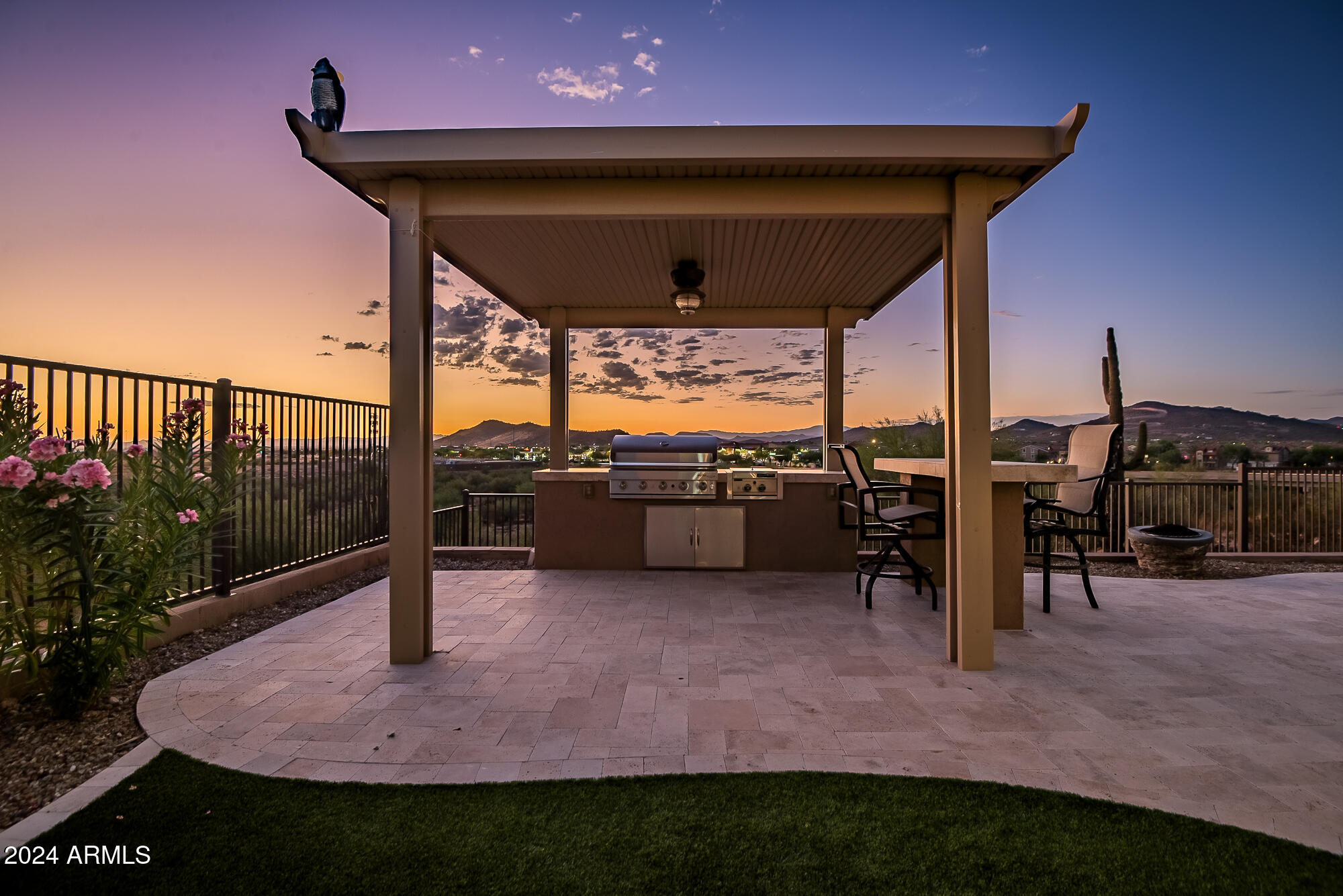 2938 W NIGHT OWL Lane