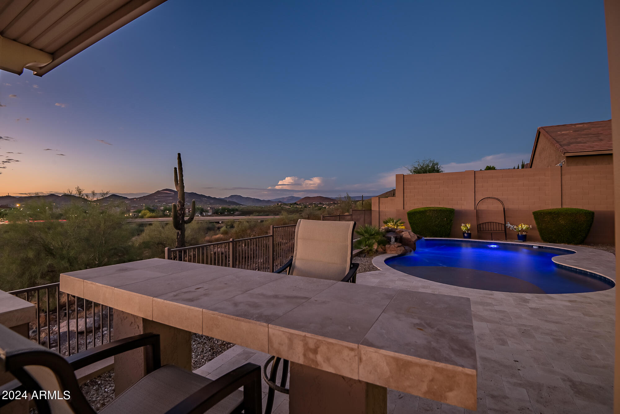 2938 W NIGHT OWL Lane