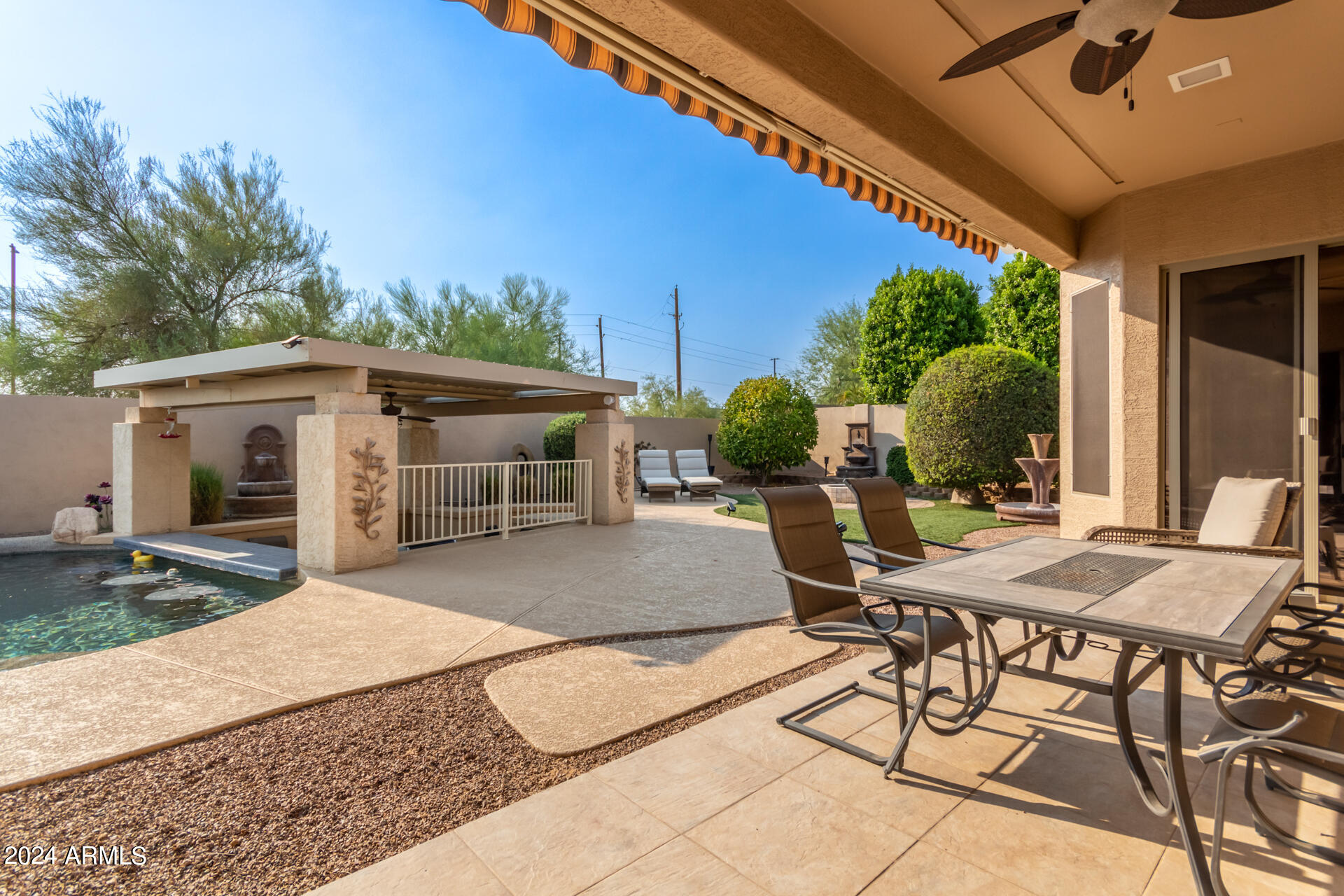 1404 N BERNARD --