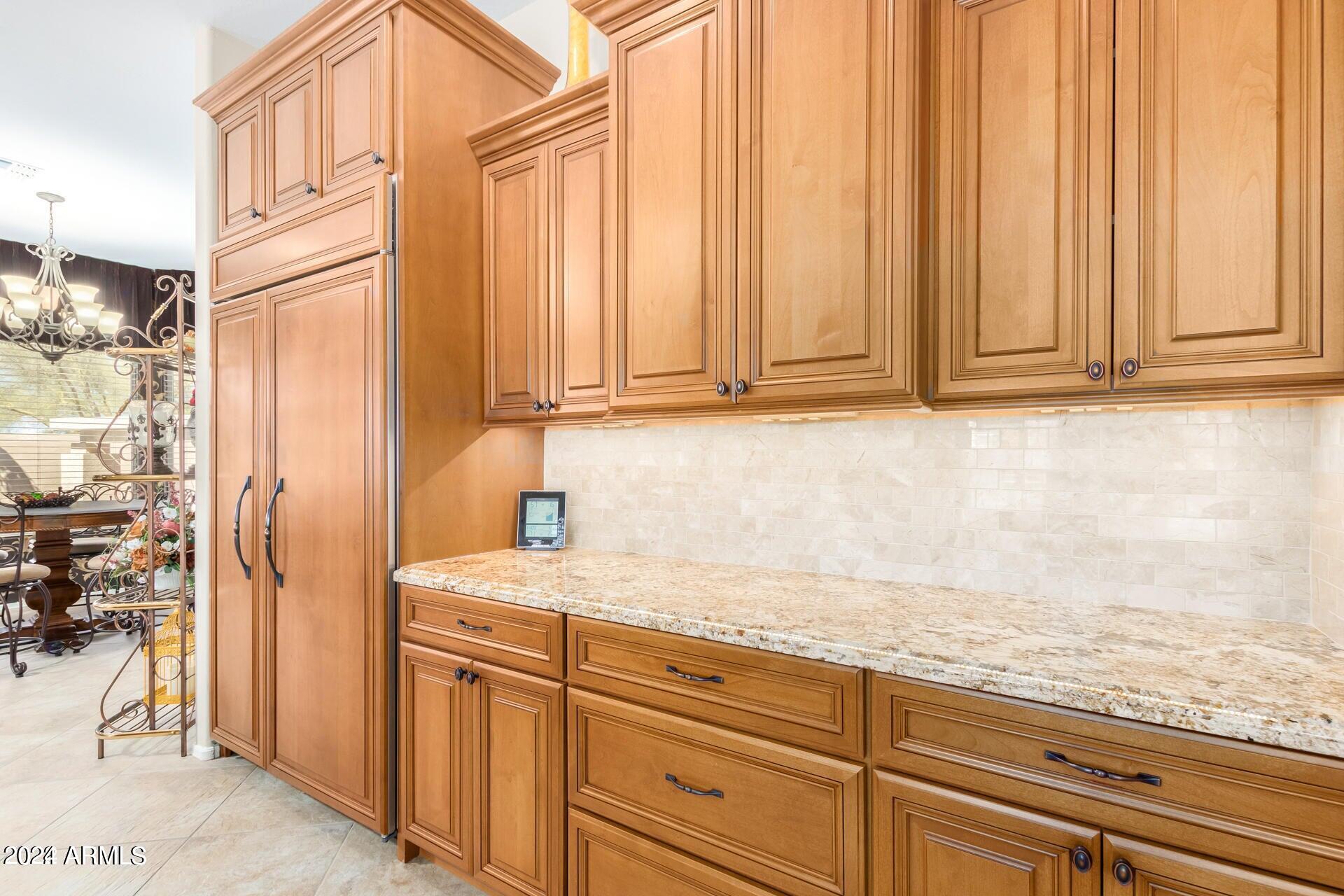 1404 N BERNARD --