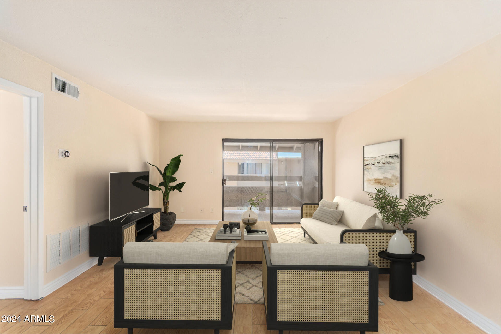 3825 E CAMELBACK Road, 285