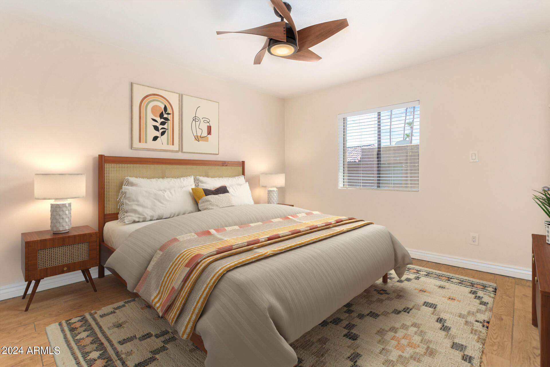 3825 E CAMELBACK Road, 285