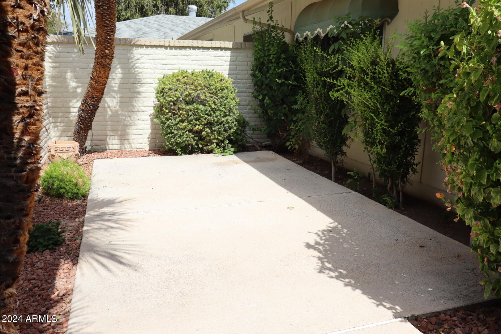 12818 W MAPLEWOOD Drive