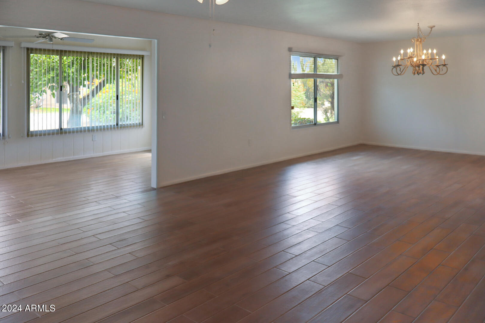 12818 W MAPLEWOOD Drive