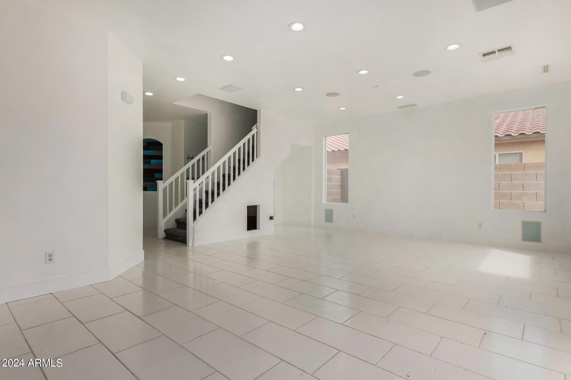 40557 N JERLYN Place