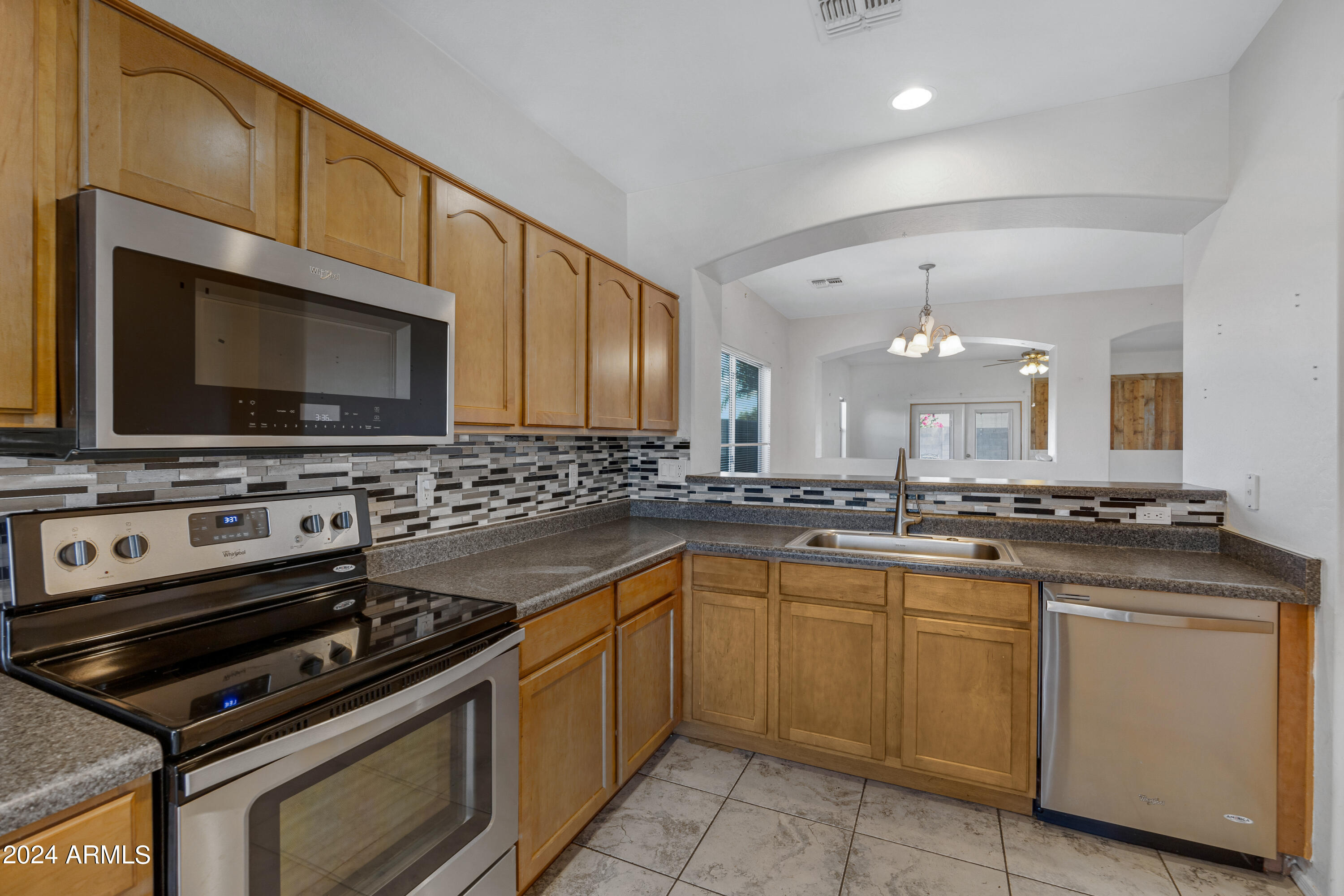 1809 W DUGAN Drive