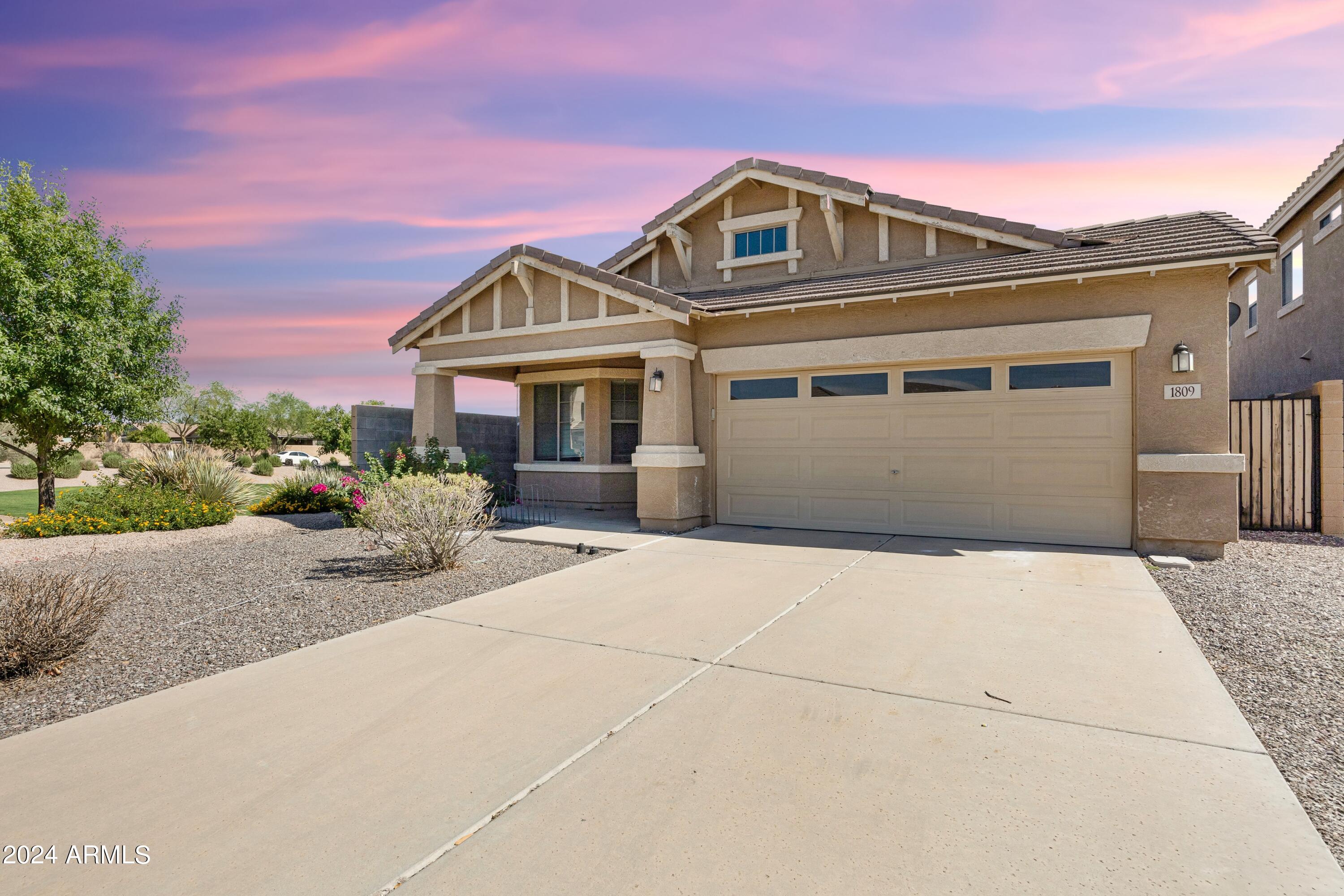 1809 W DUGAN Drive