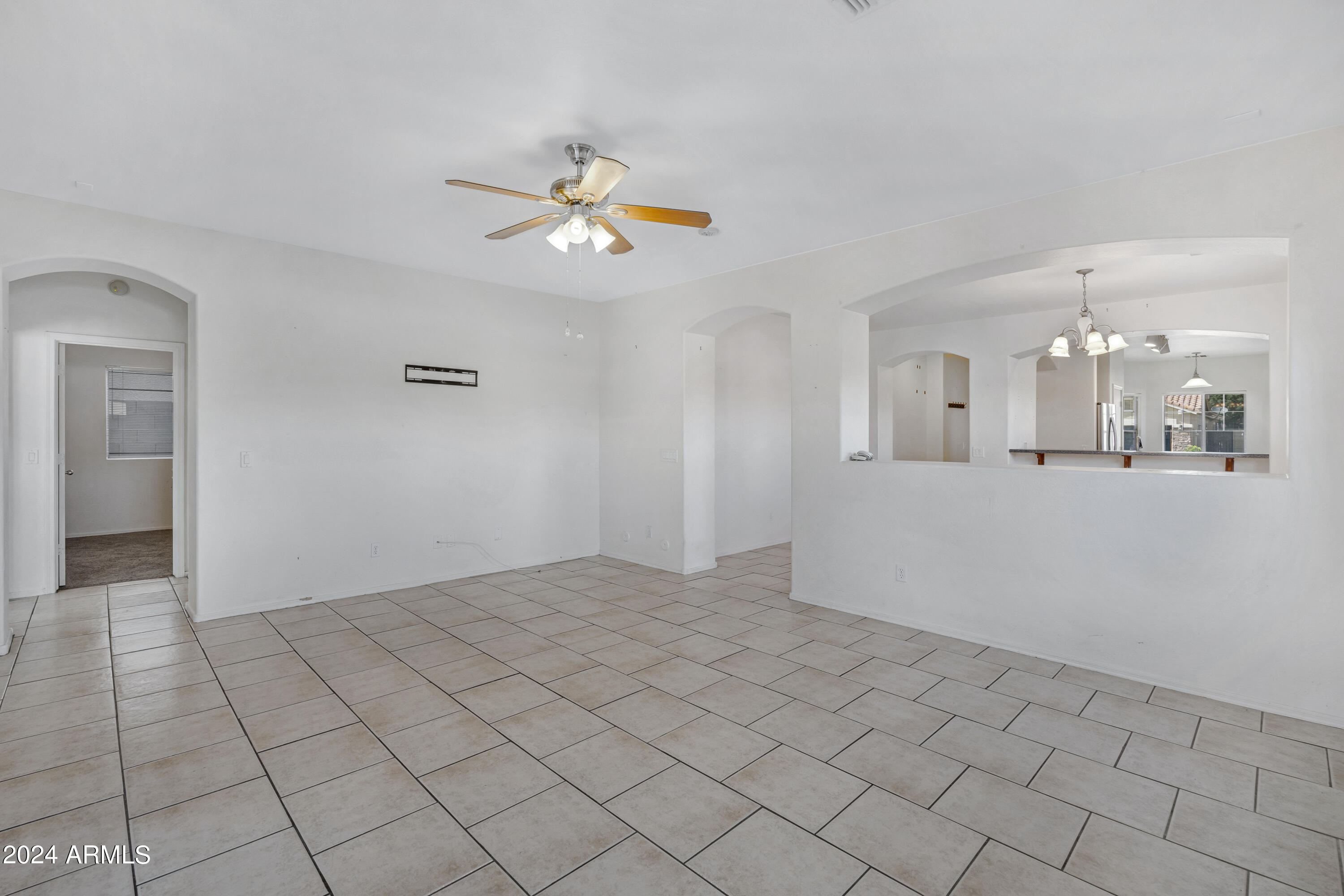 1809 W DUGAN Drive