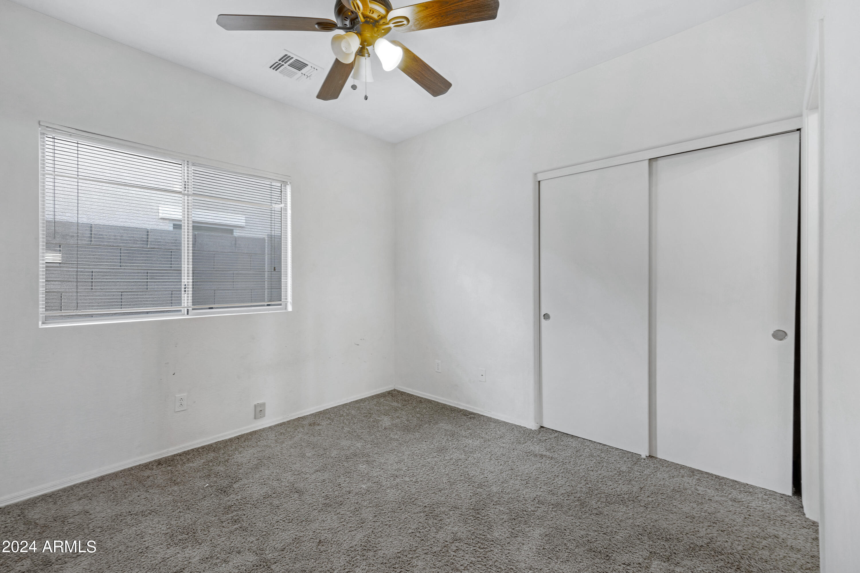 1809 W DUGAN Drive