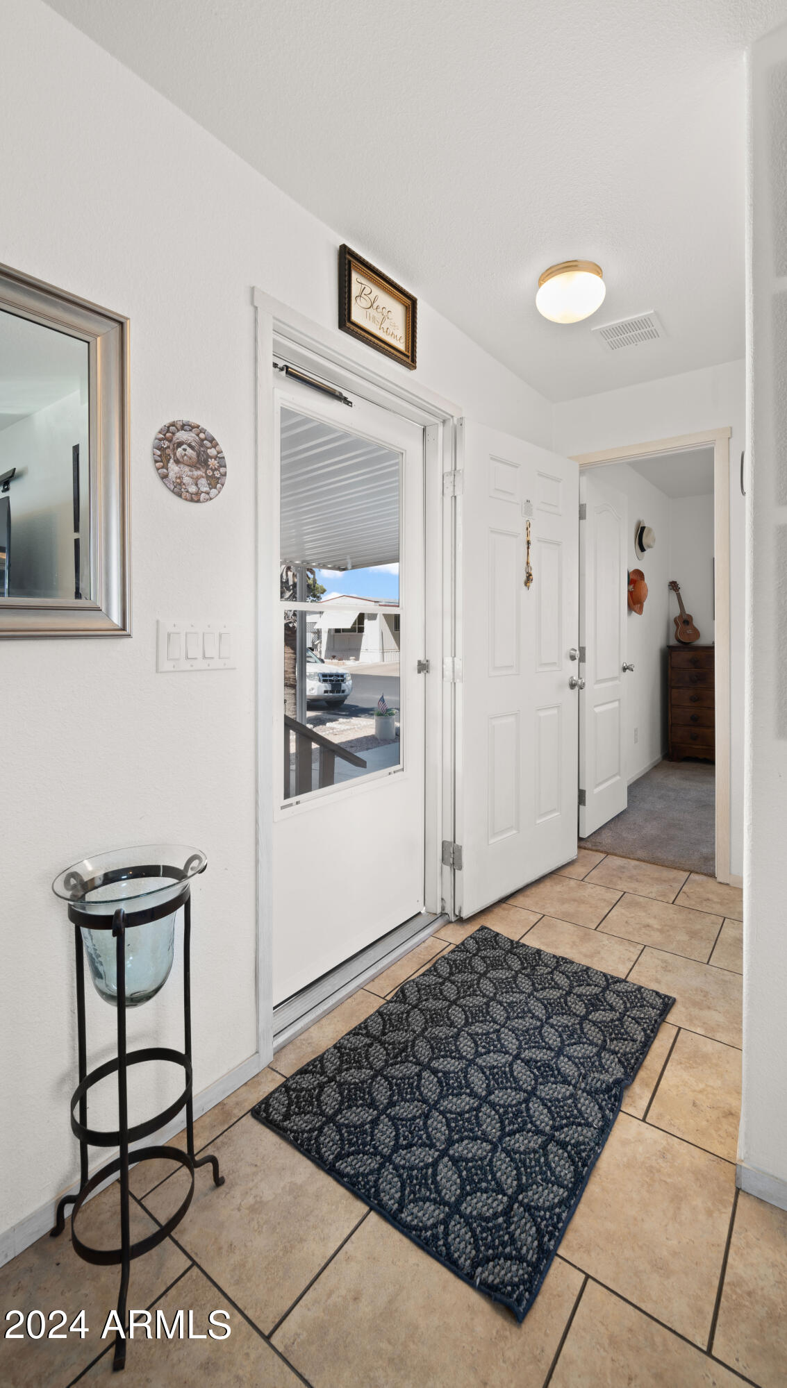 351 N Meridian Road, 112