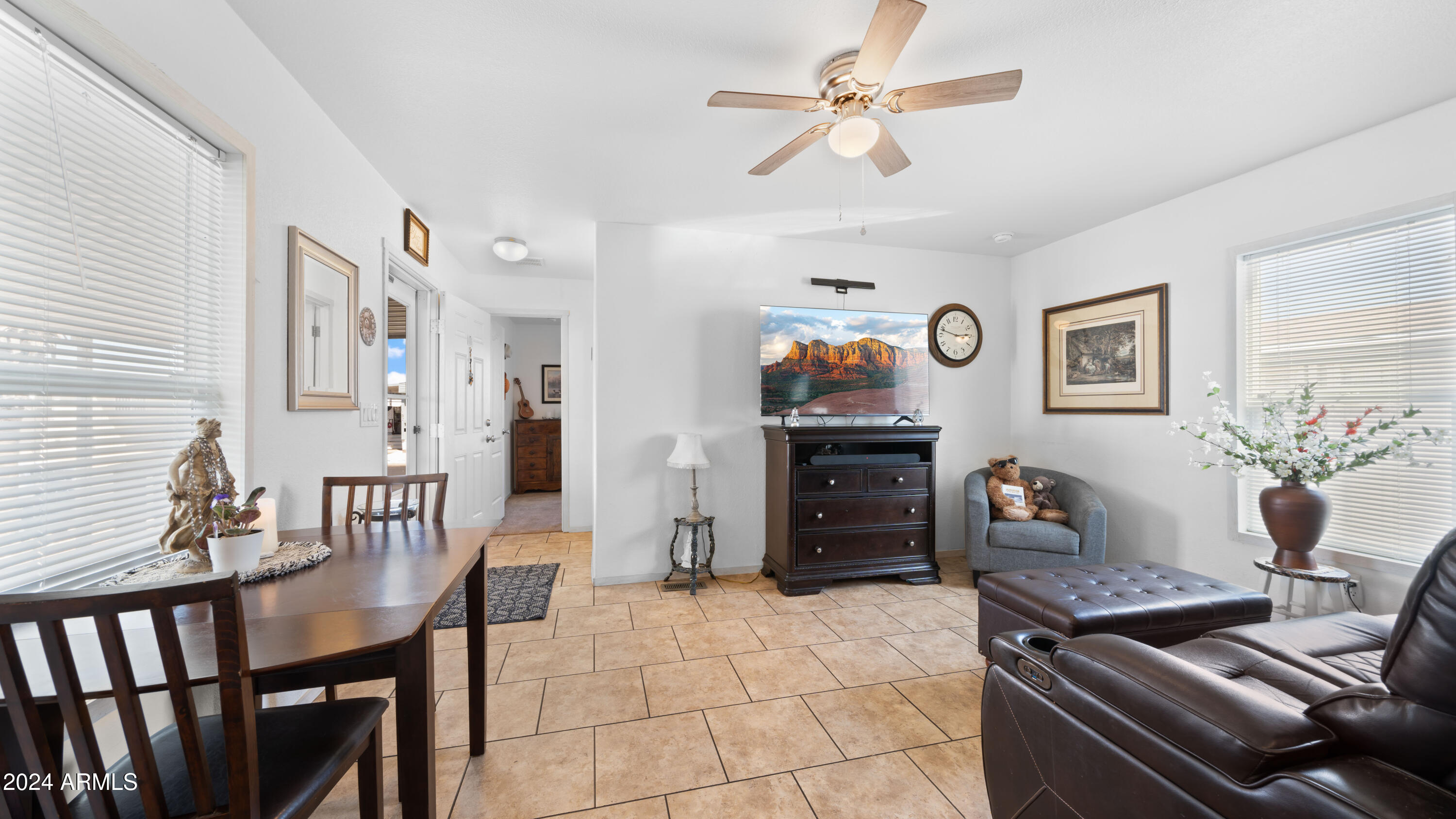 351 N Meridian Road, 112
