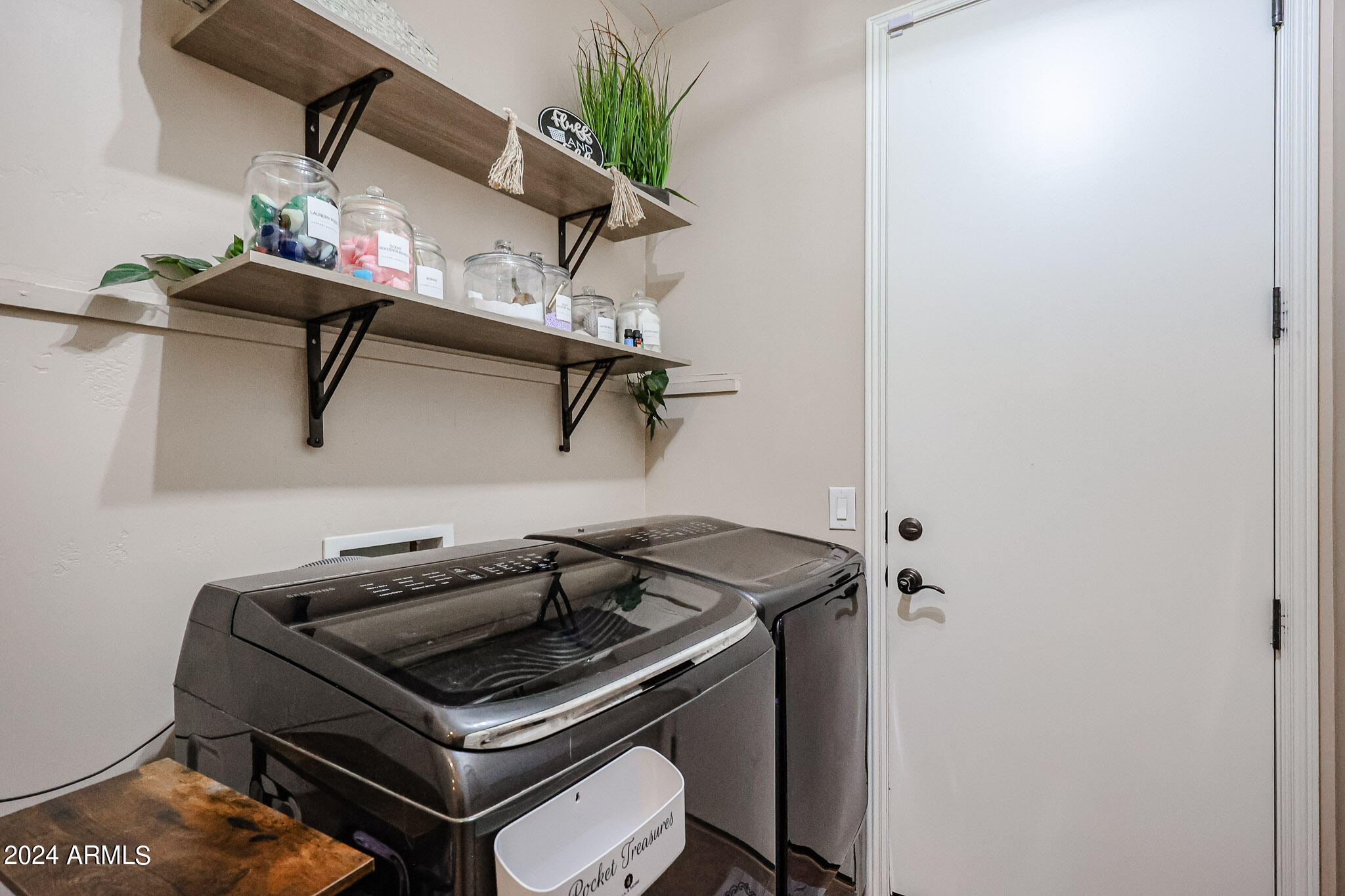 30009 W AVALON Drive