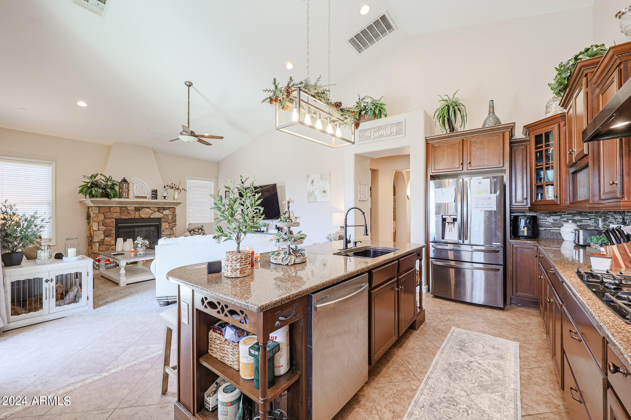 30009 W AVALON Drive