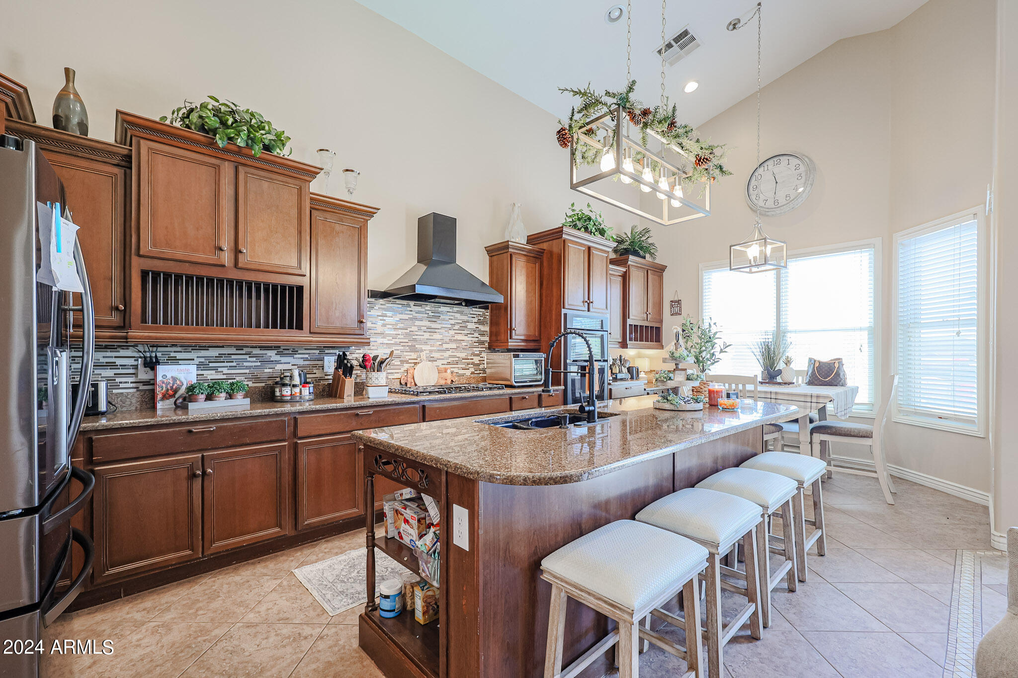 30009 W AVALON Drive