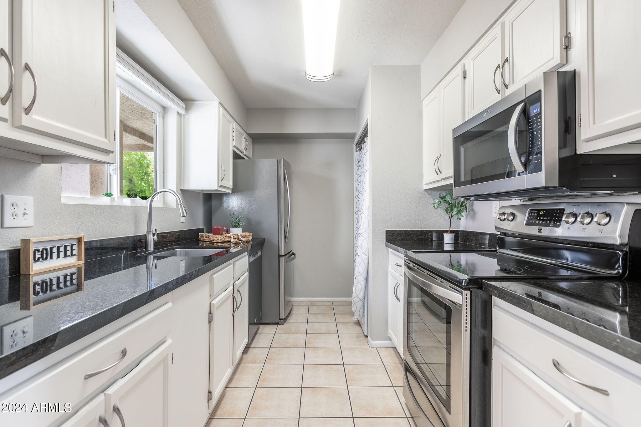 7474 E EARLL Drive # 202