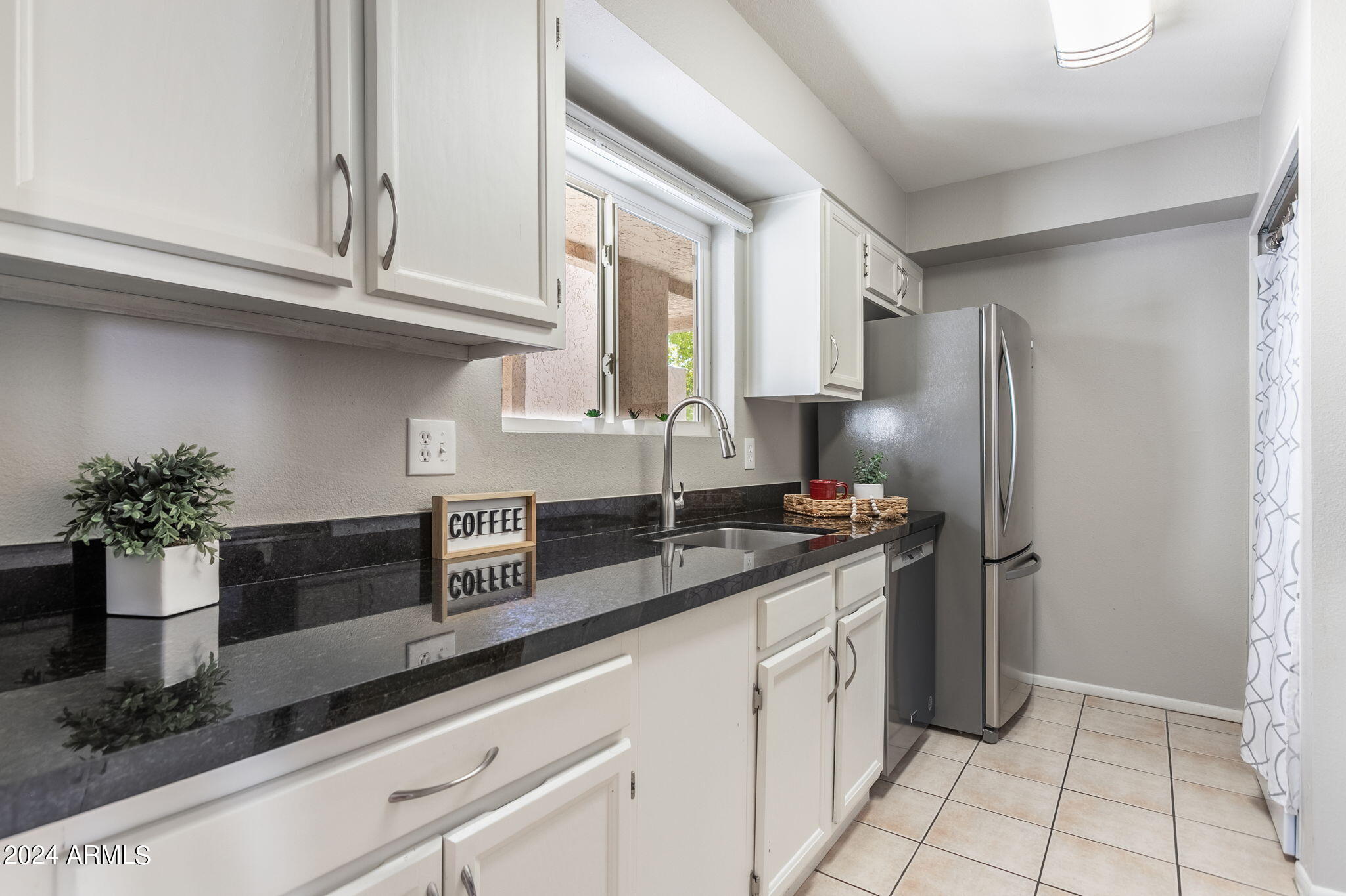 7474 E EARLL Drive # 202