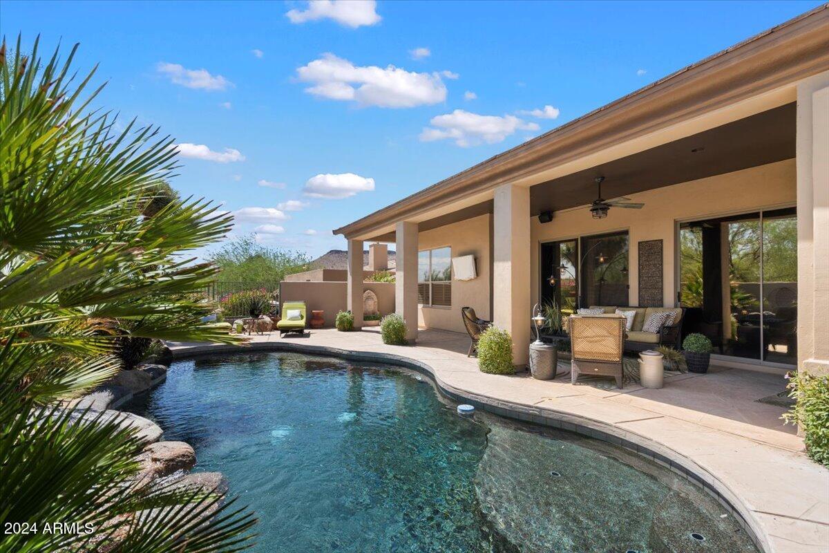 14807 E SHIMMERING View