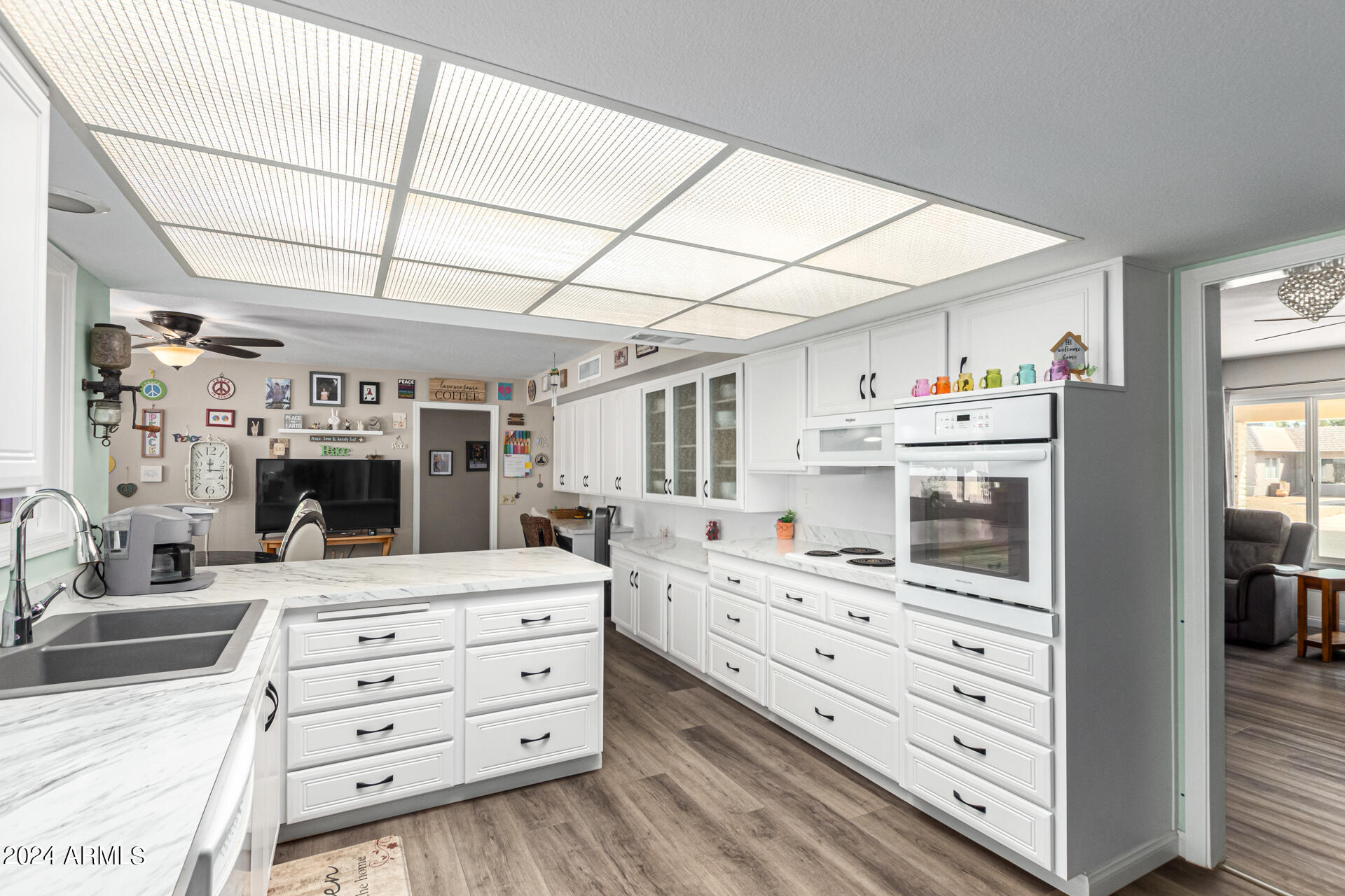 9618 W COUNTRY CLUB Drive