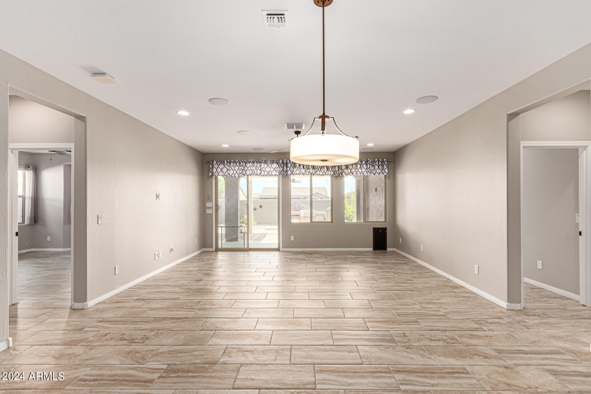 18115 W FAIRVIEW Street