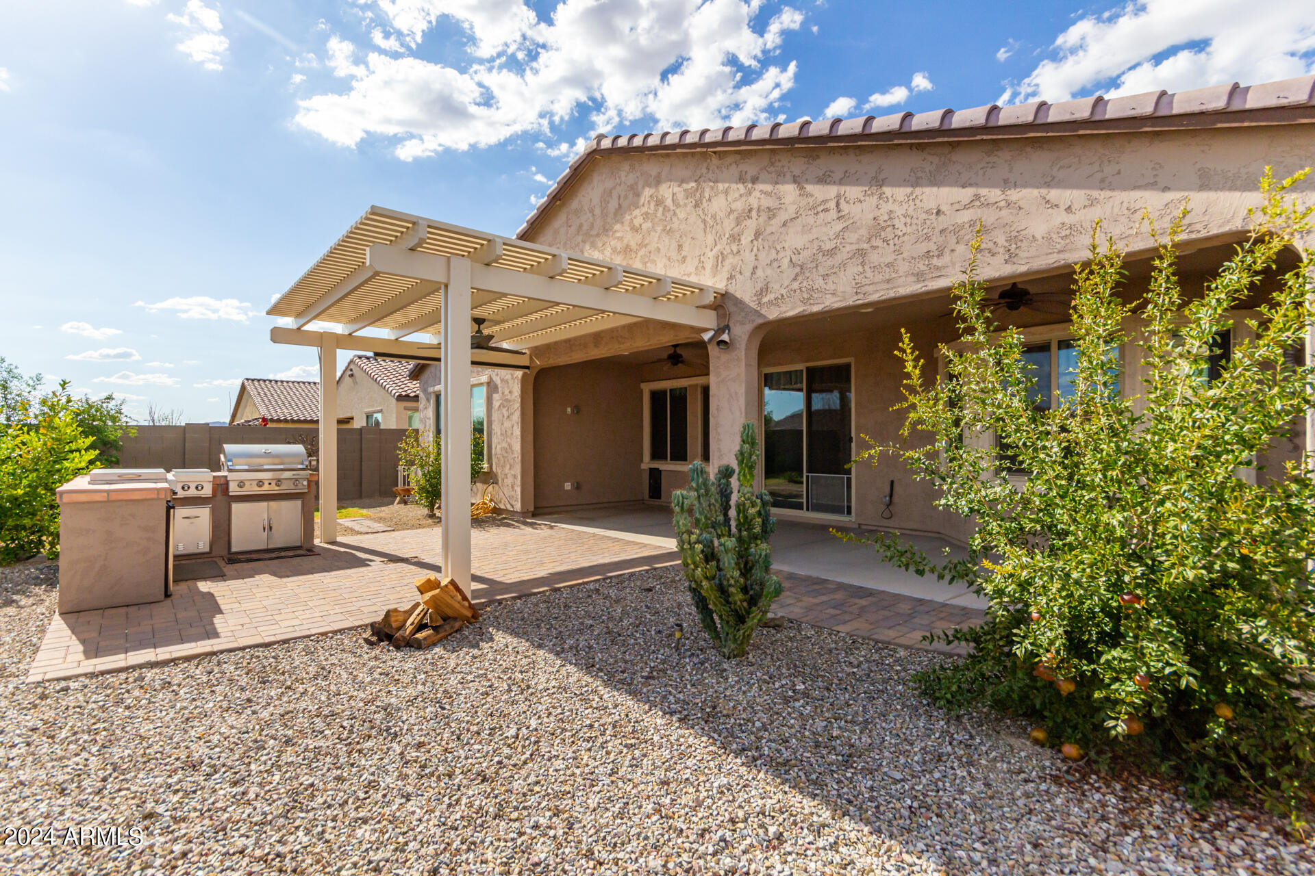 18115 W FAIRVIEW Street