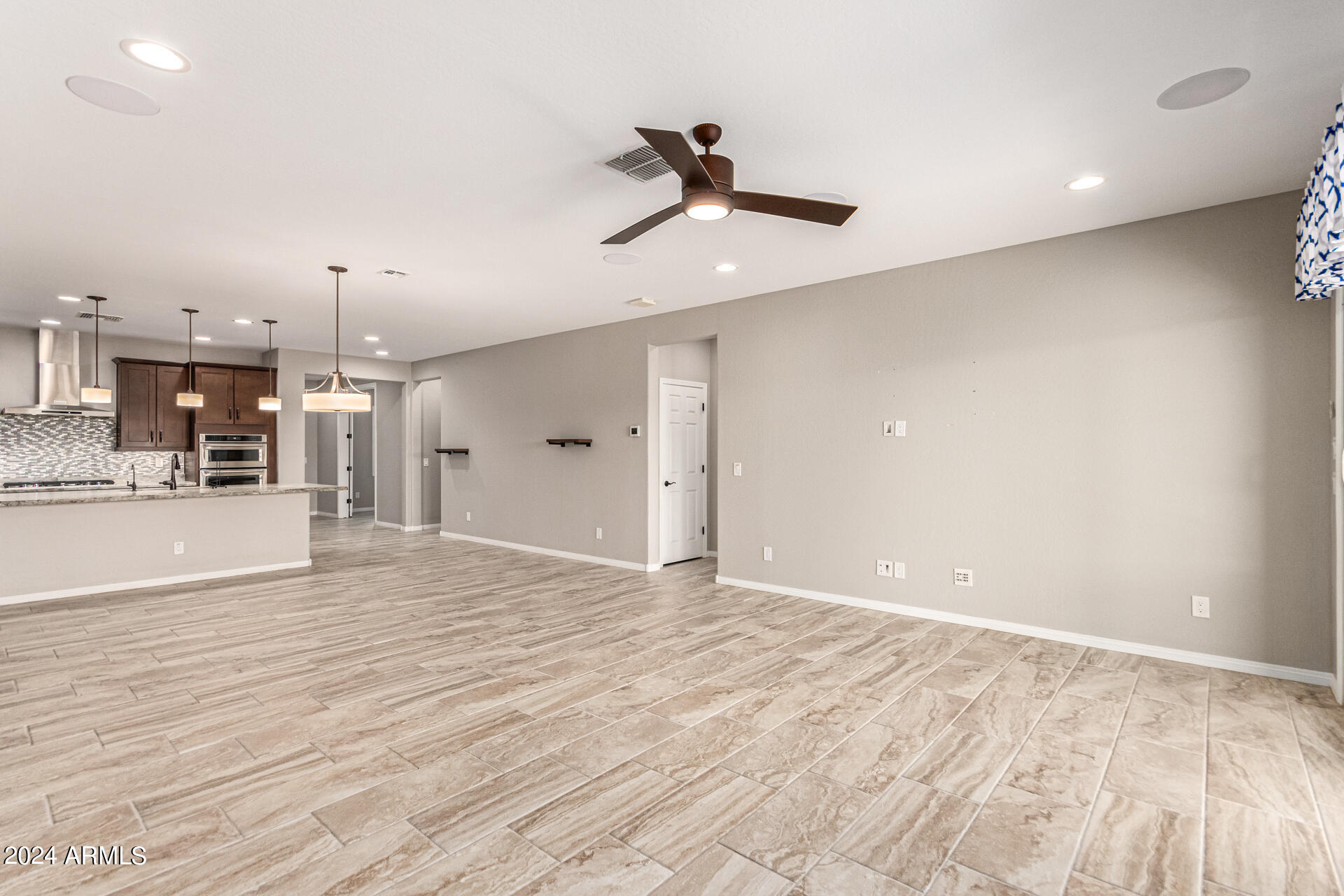 18115 W FAIRVIEW Street
