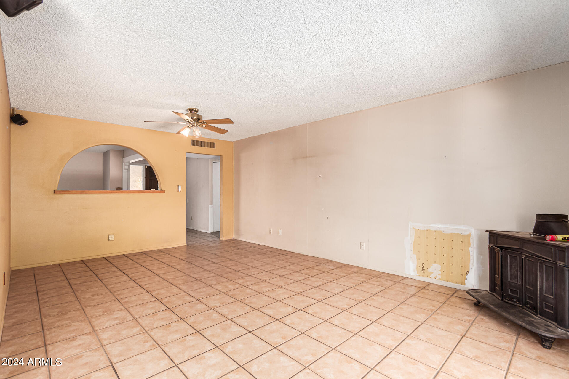 3137 N GRANITE REEF Road