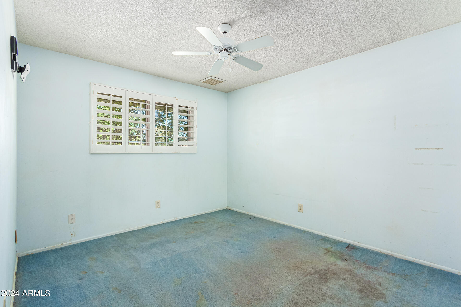 3137 N GRANITE REEF Road