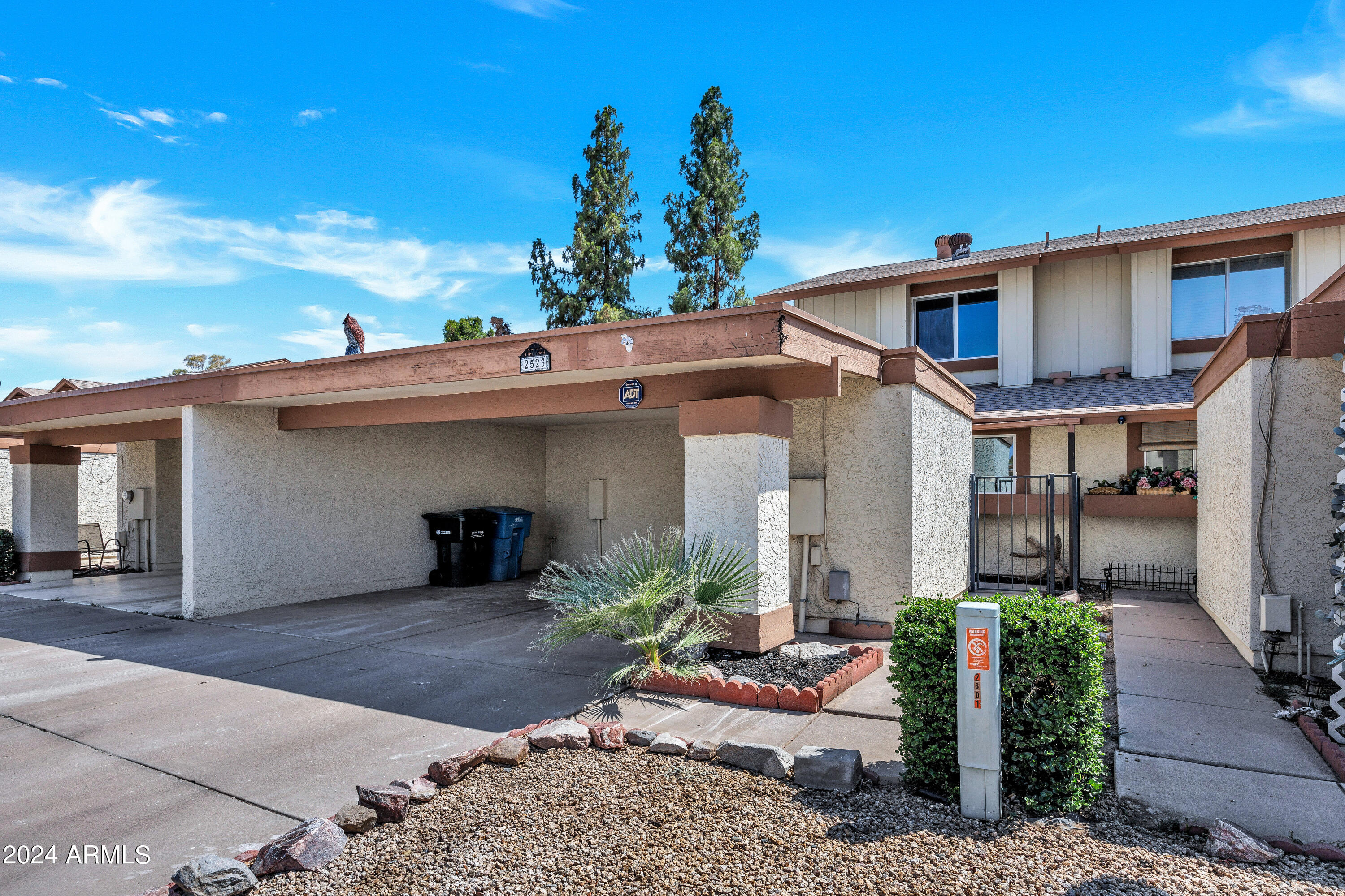 2523 W EMILE ZOLA Avenue