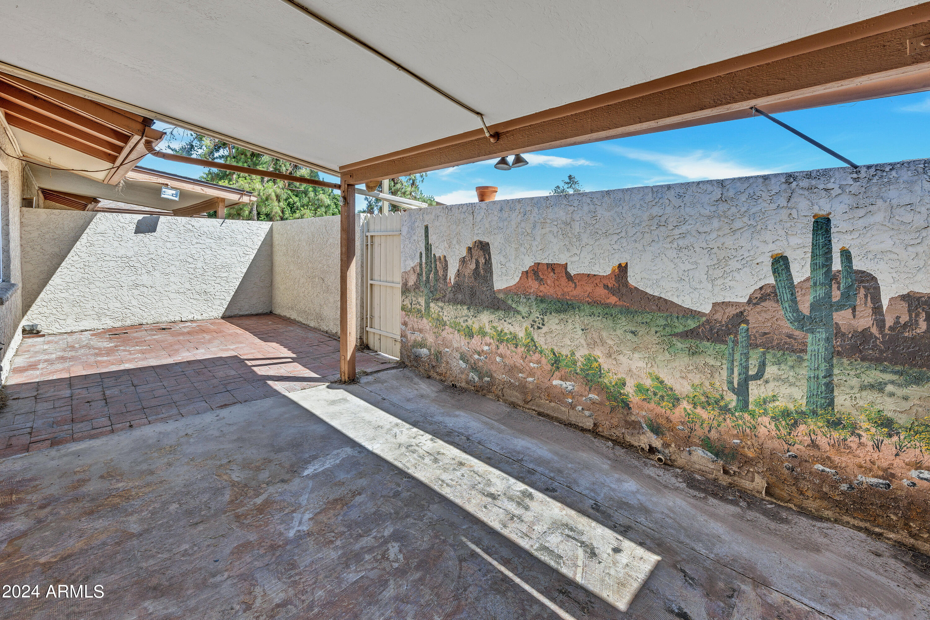 2523 W EMILE ZOLA Avenue