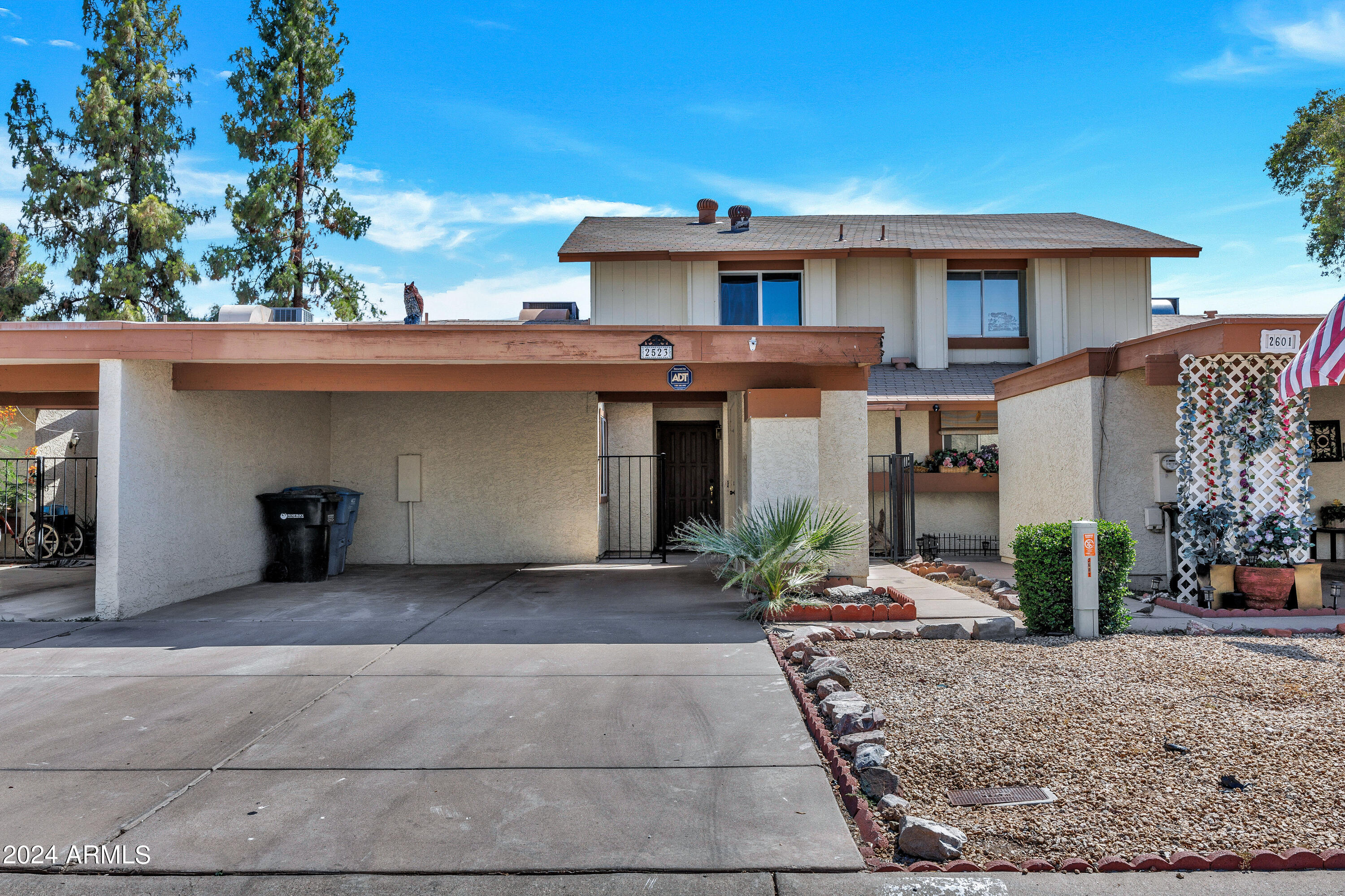 2523 W EMILE ZOLA Avenue