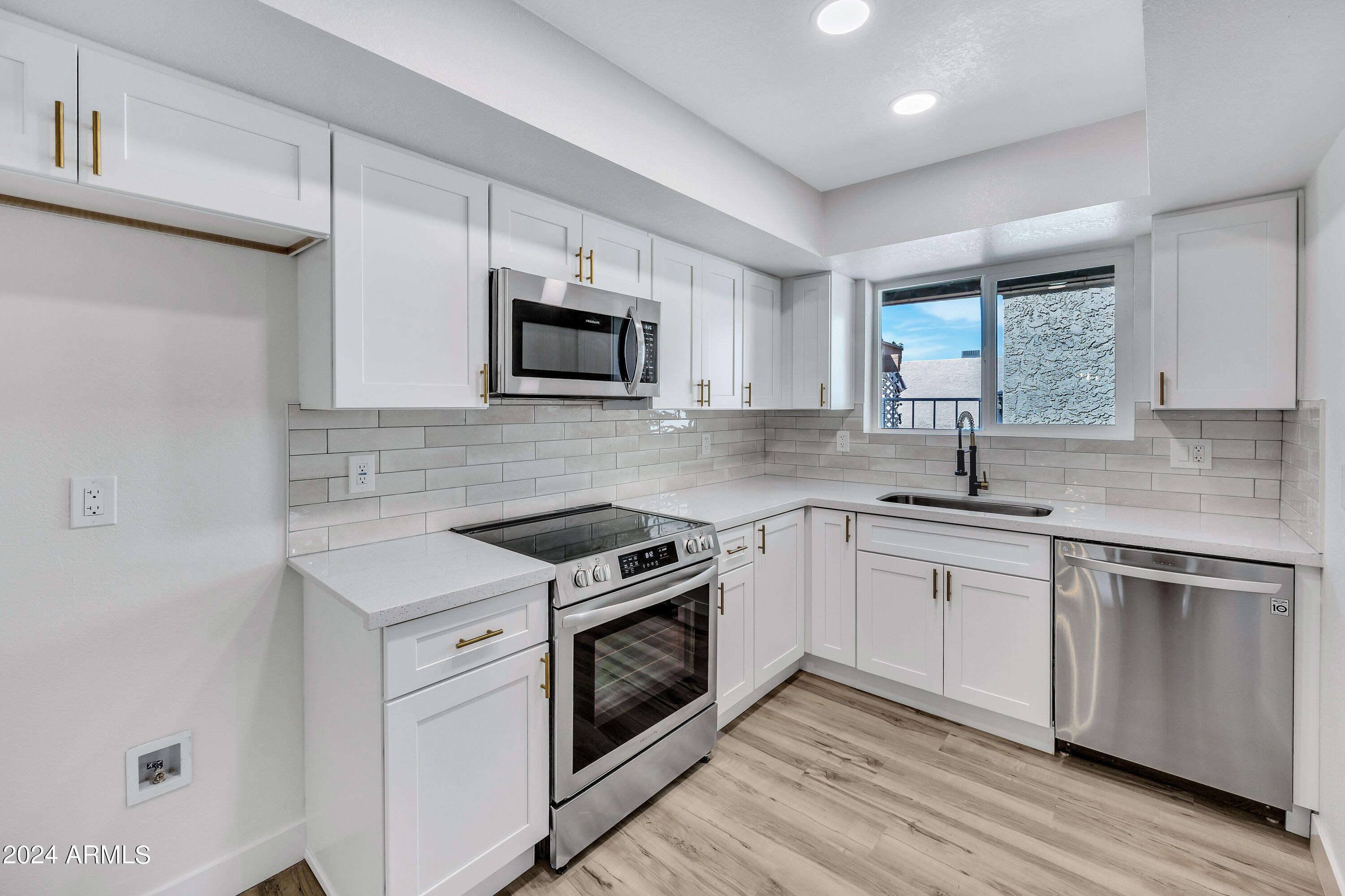 2523 W EMILE ZOLA Avenue