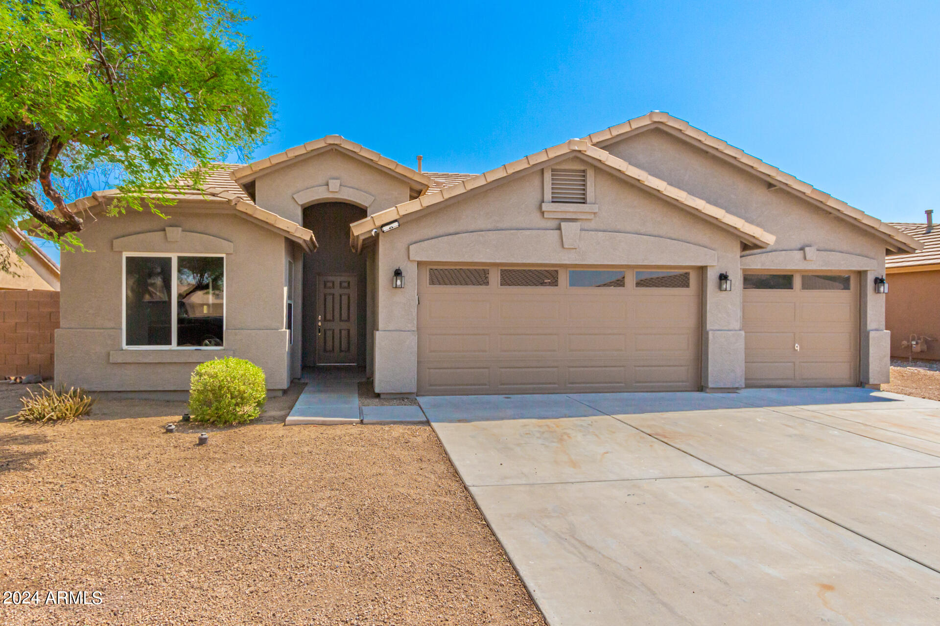 6219 S 19TH Drive