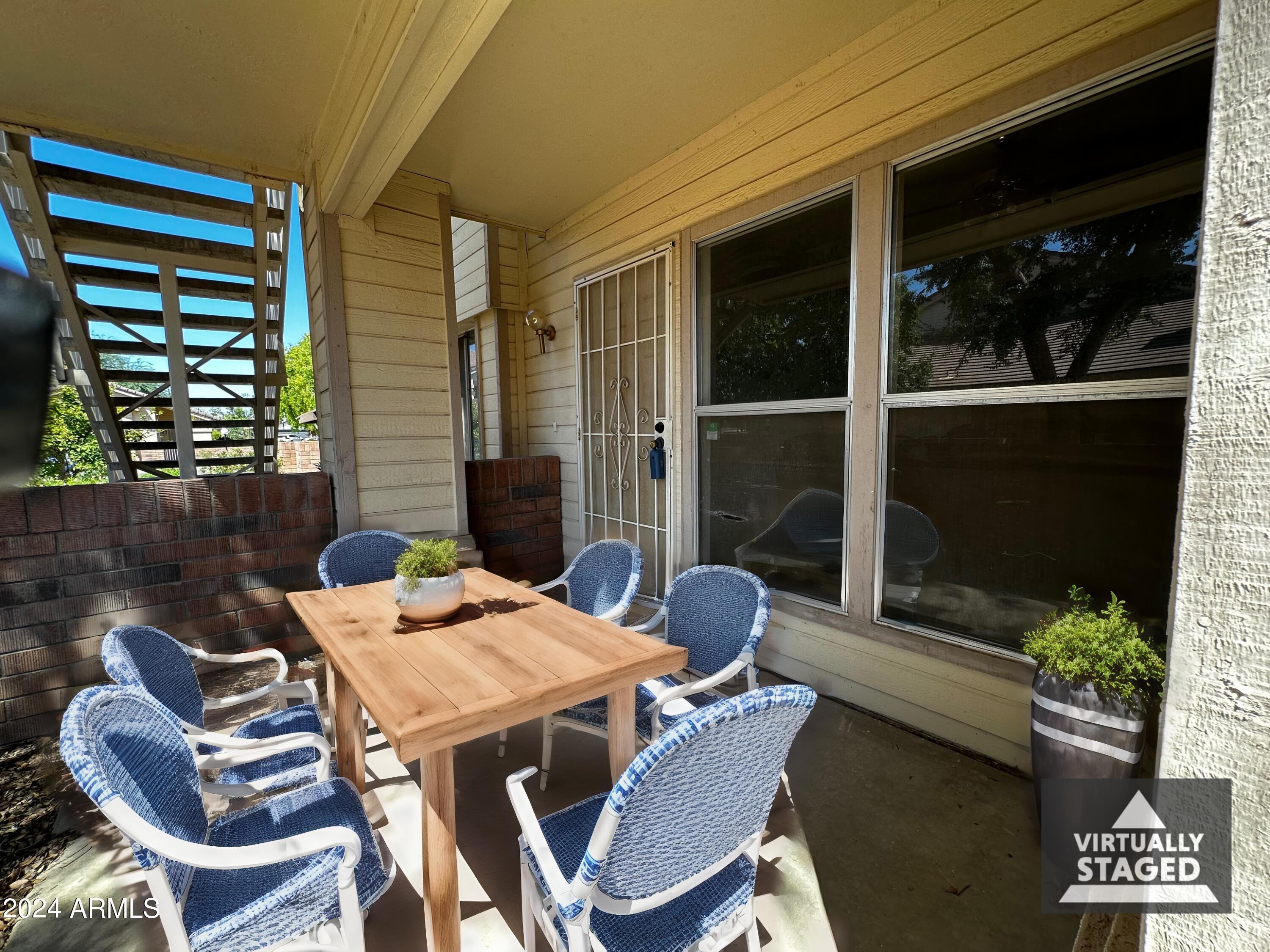 2201 N COMANCHE Drive, 1039