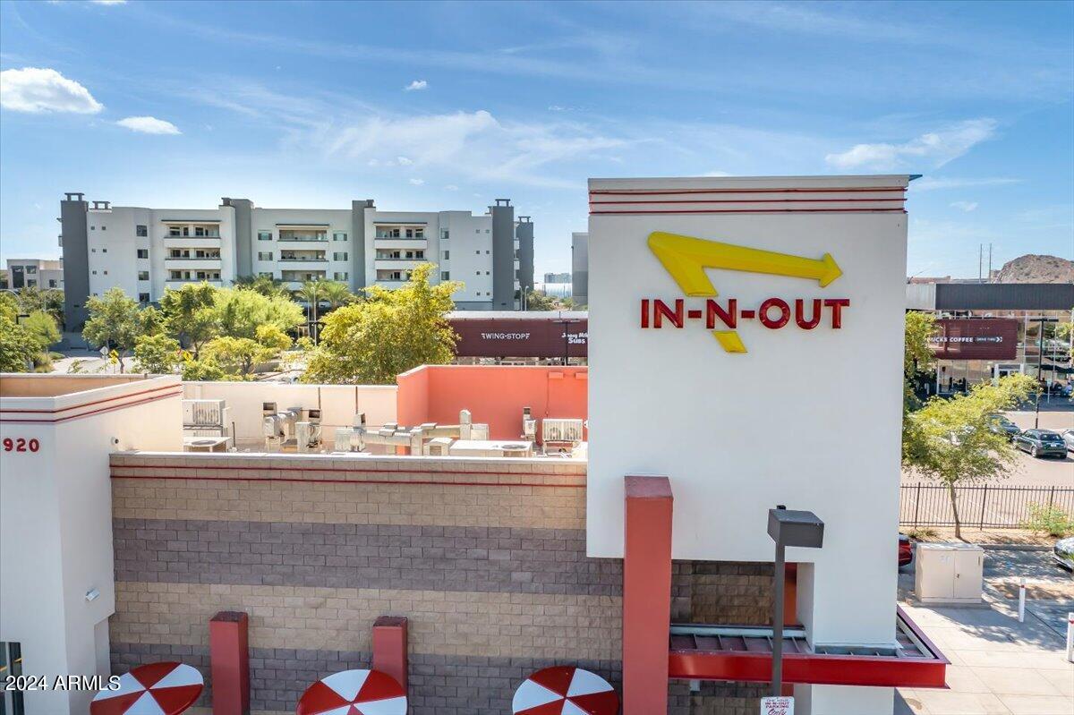 945 E Playa Del Norte Drive, 2002