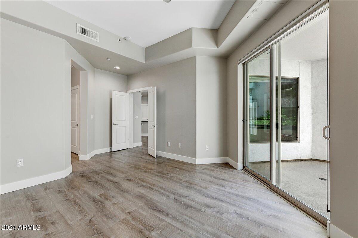 945 E Playa Del Norte Drive, 2002