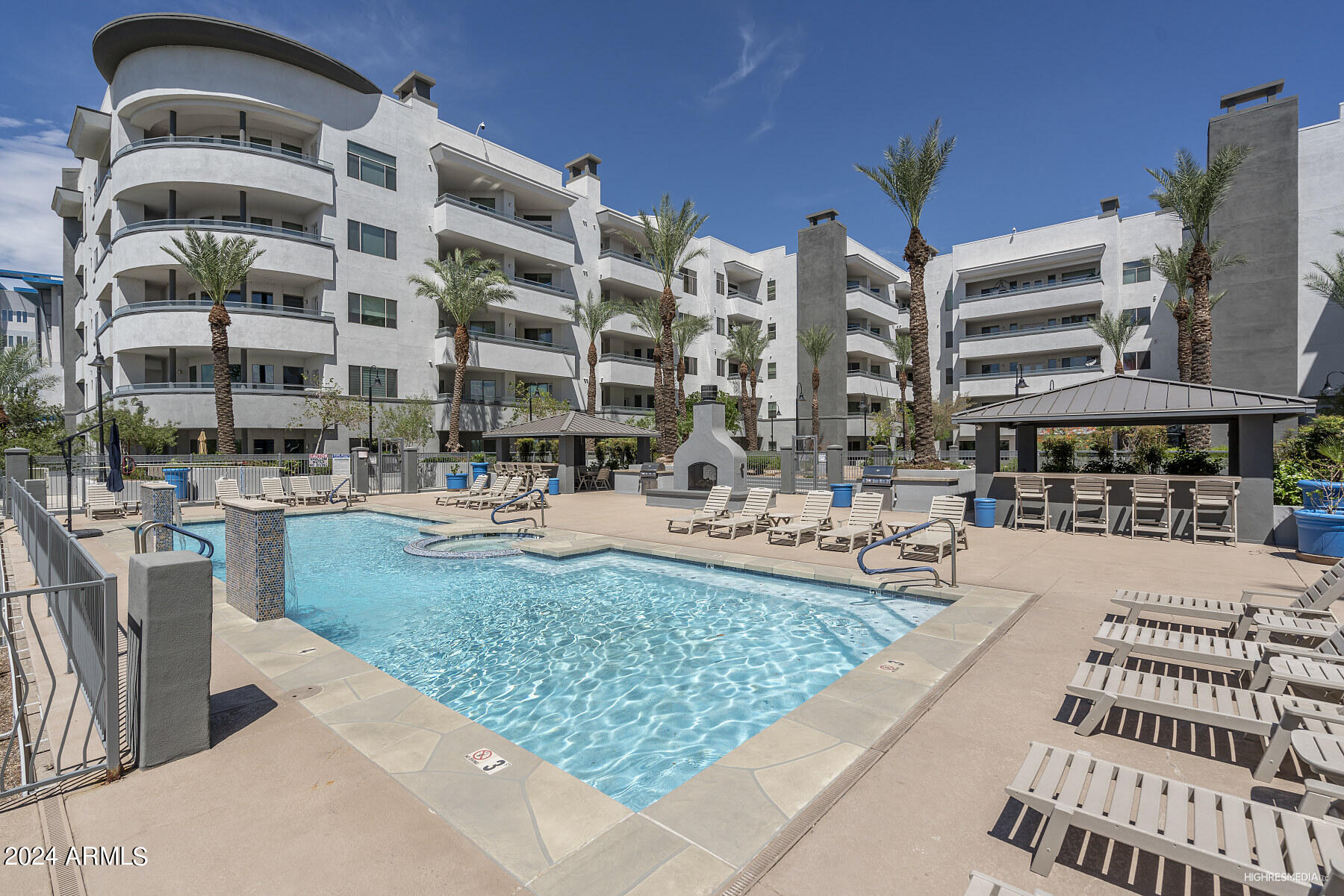 945 E Playa Del Norte Drive, 2002