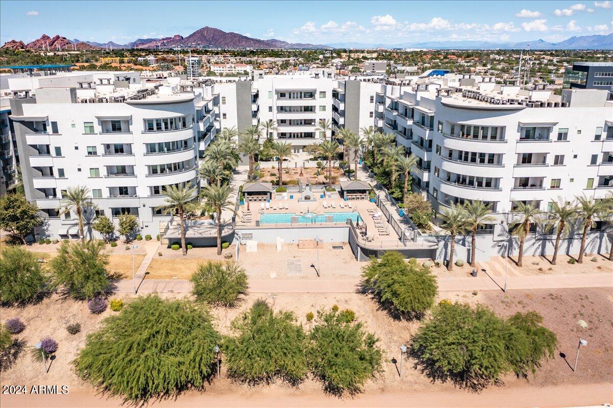 945 E Playa Del Norte Drive, 2002