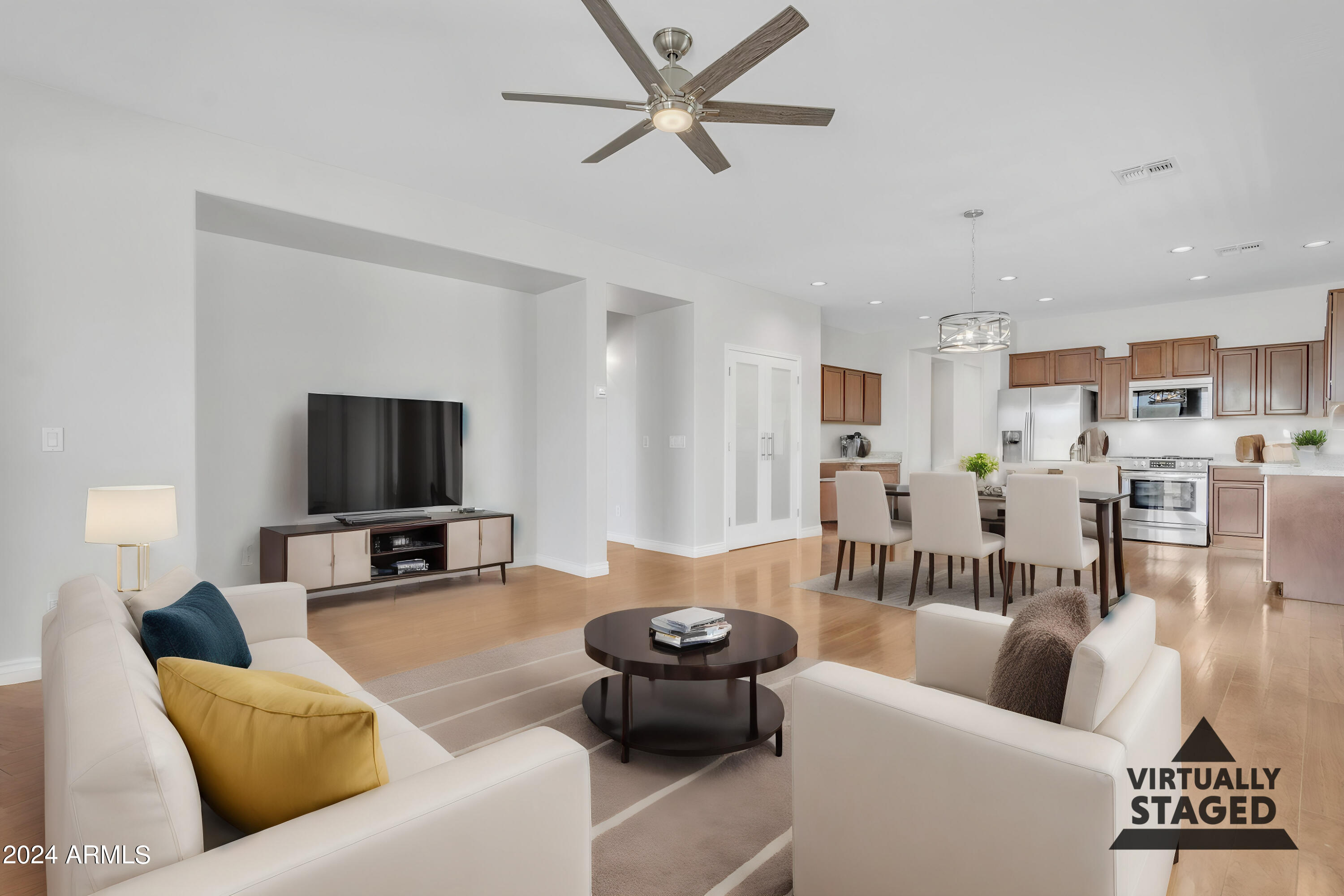 3420 S SUNLAND Drive
