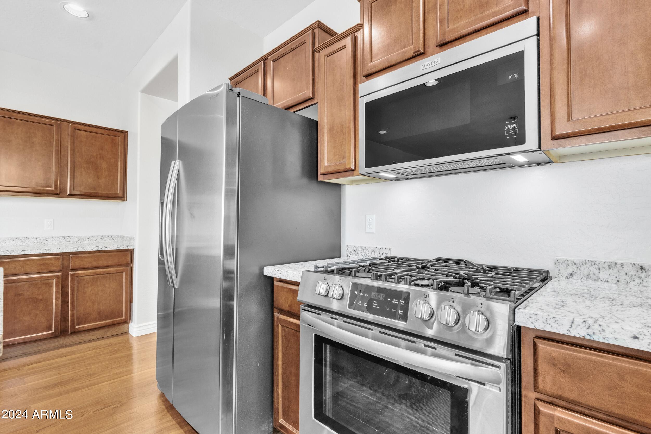 3420 S SUNLAND Drive