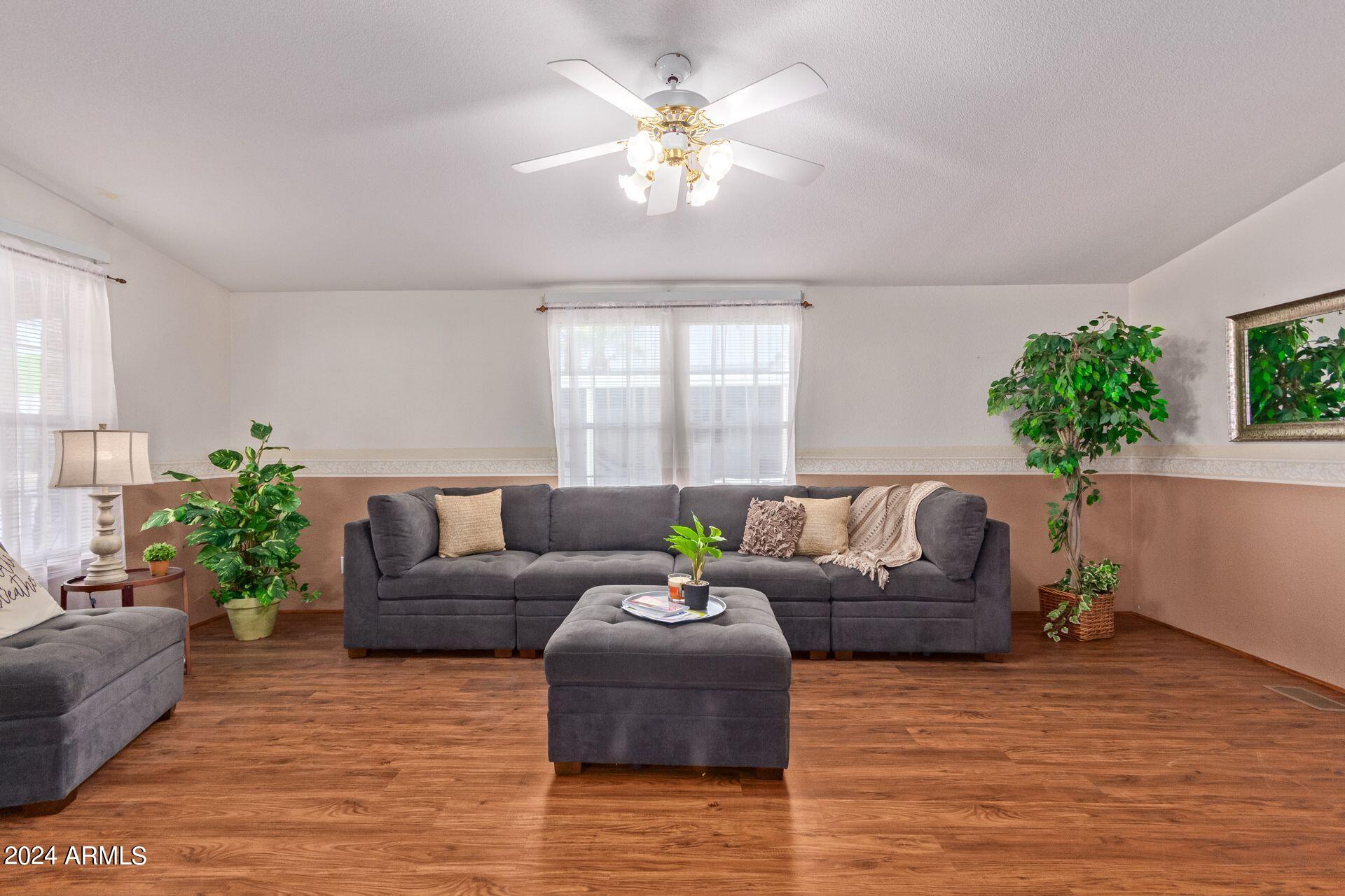 120 N VAL VISTA Drive, 70