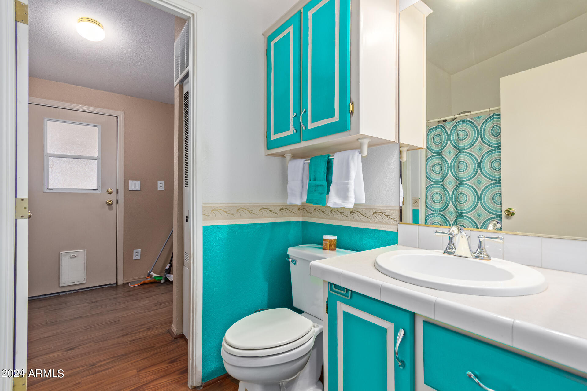 120 N VAL VISTA Drive, 70