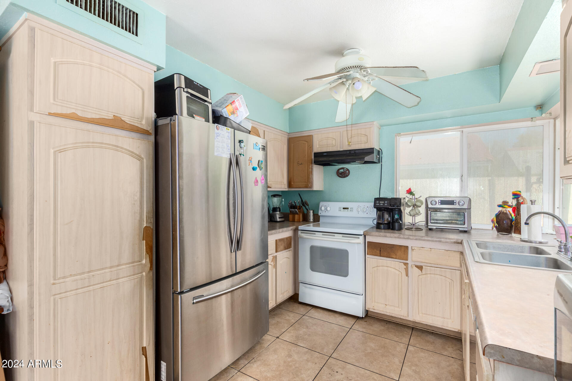 5617 S SAILORS REEF Road